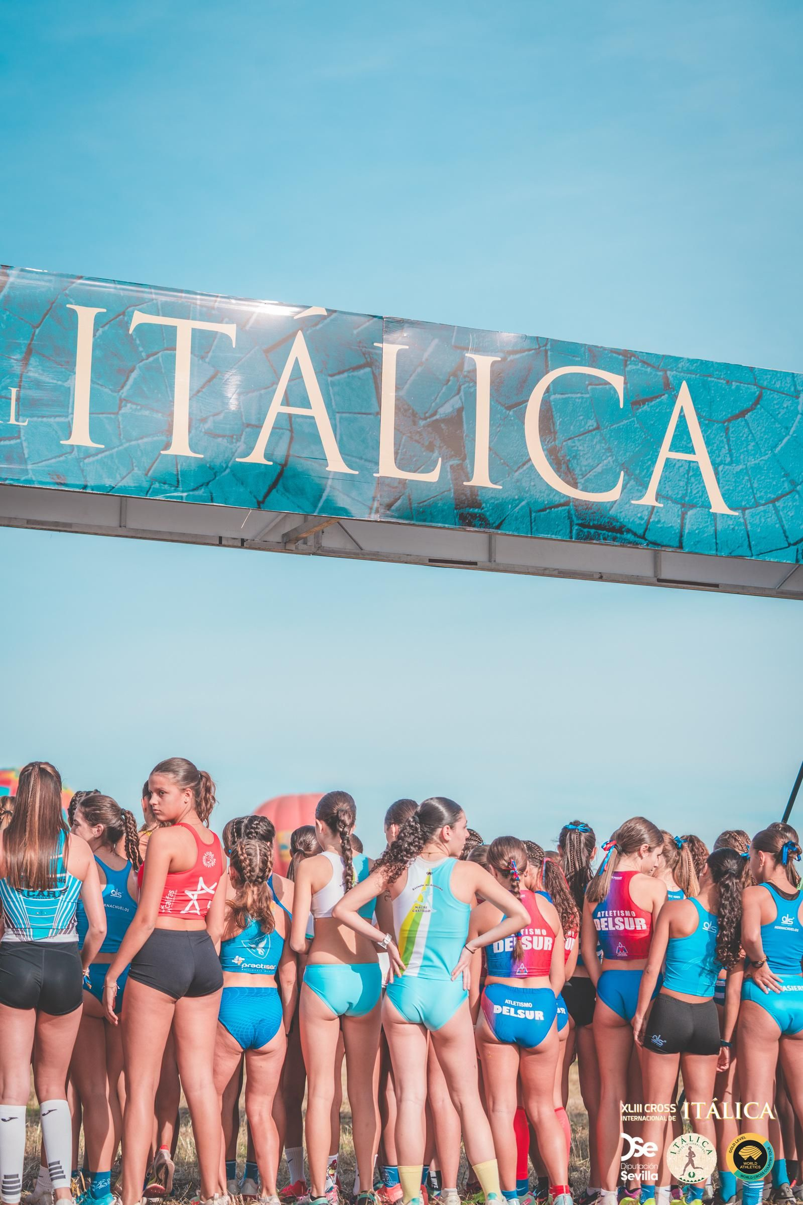 Búscate en las fotos del Cross de Itálica 2025 | 5