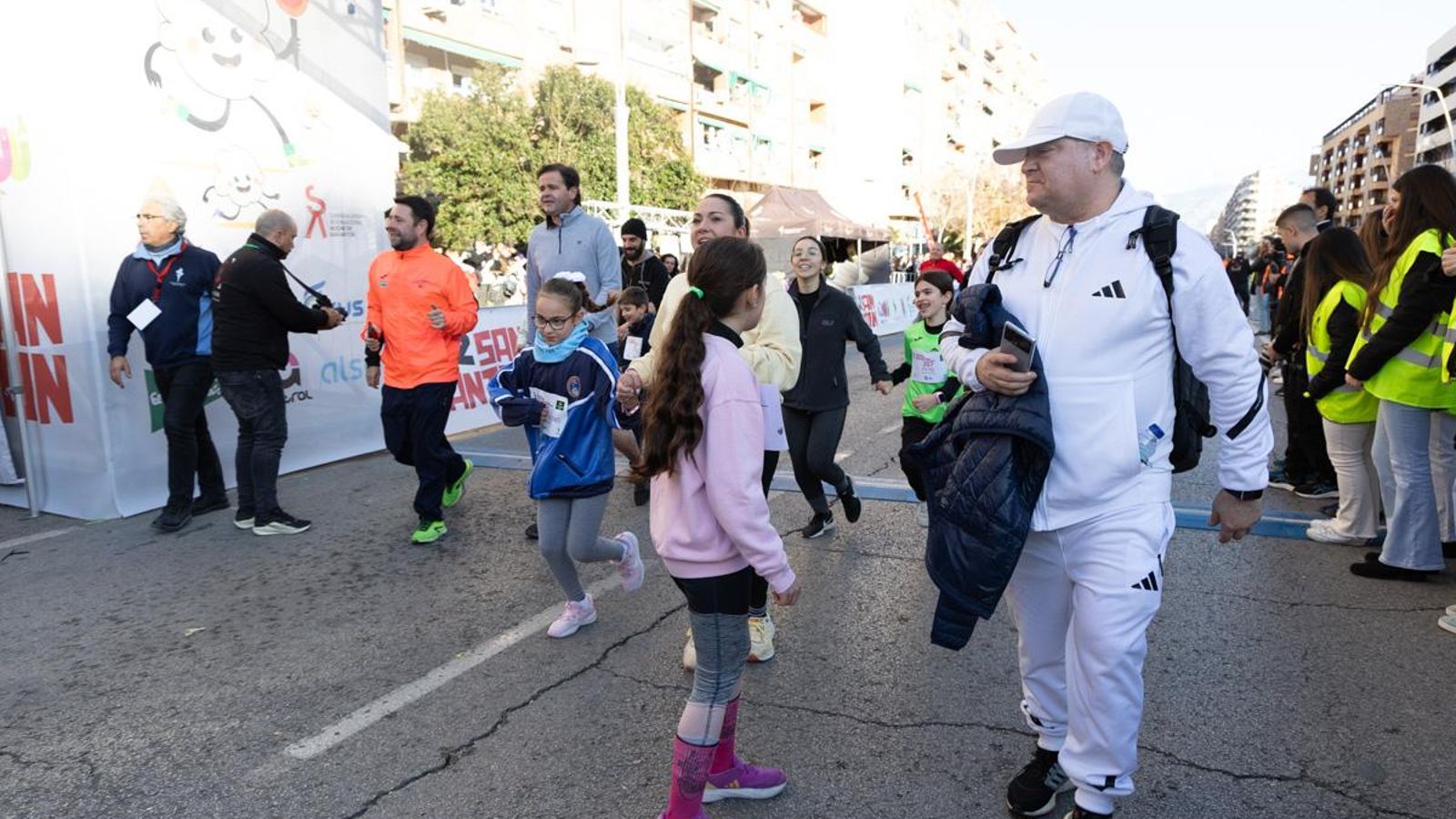 En imágenes: Los niños y niñas de los colegios de Jaén, protagonistas de la San Antón Escolar