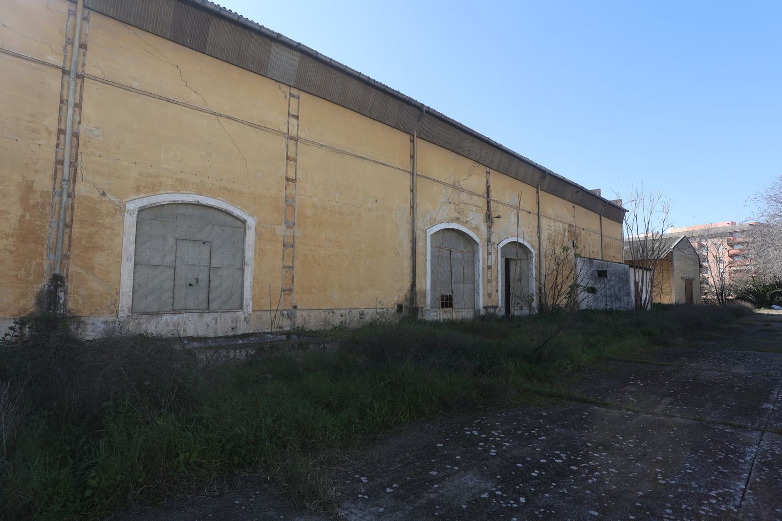 Carolina España visita la antigua fábrica de Artillería