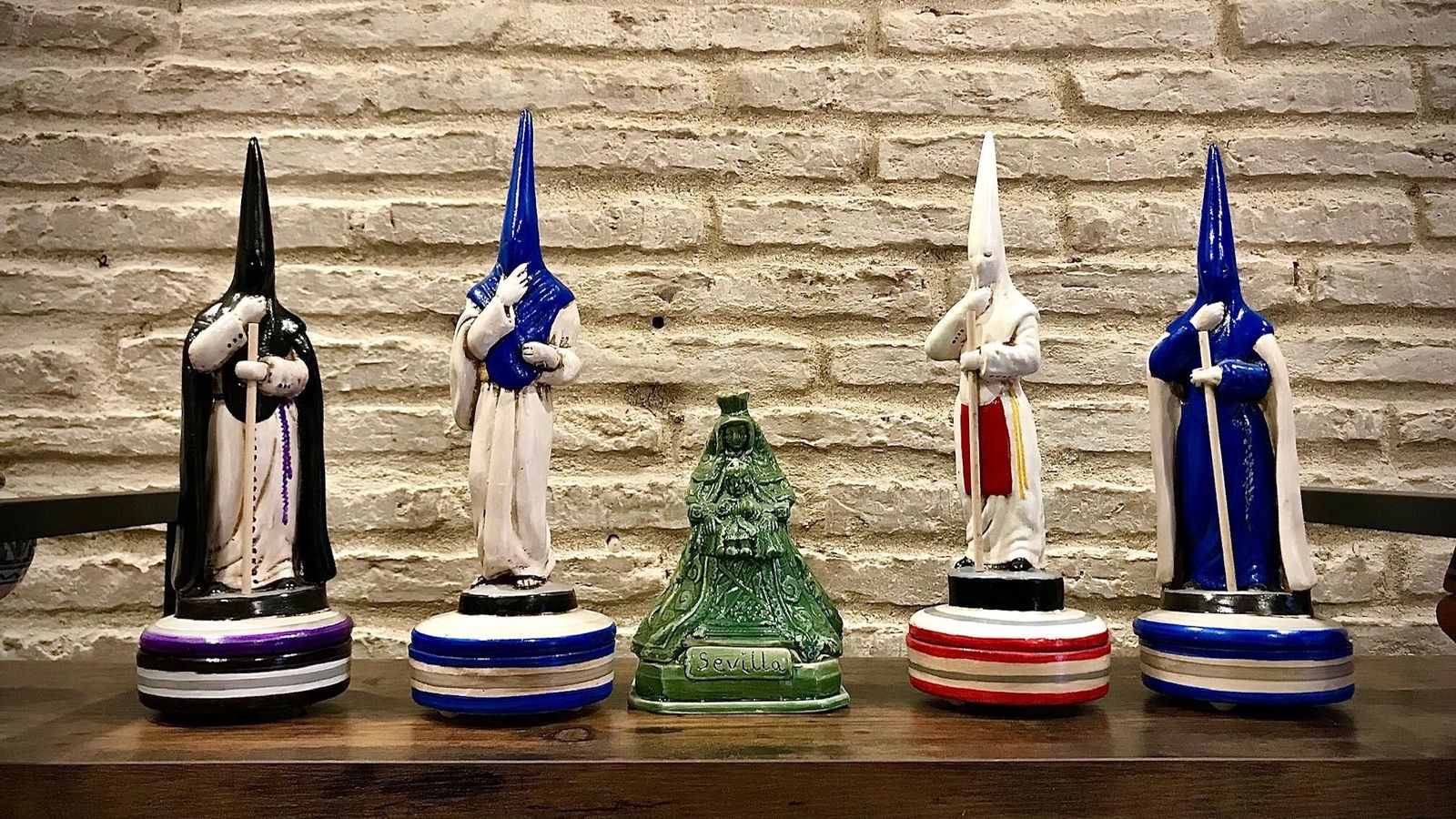 Incensarios personalizados en forma de nazareno para todas las hermandades