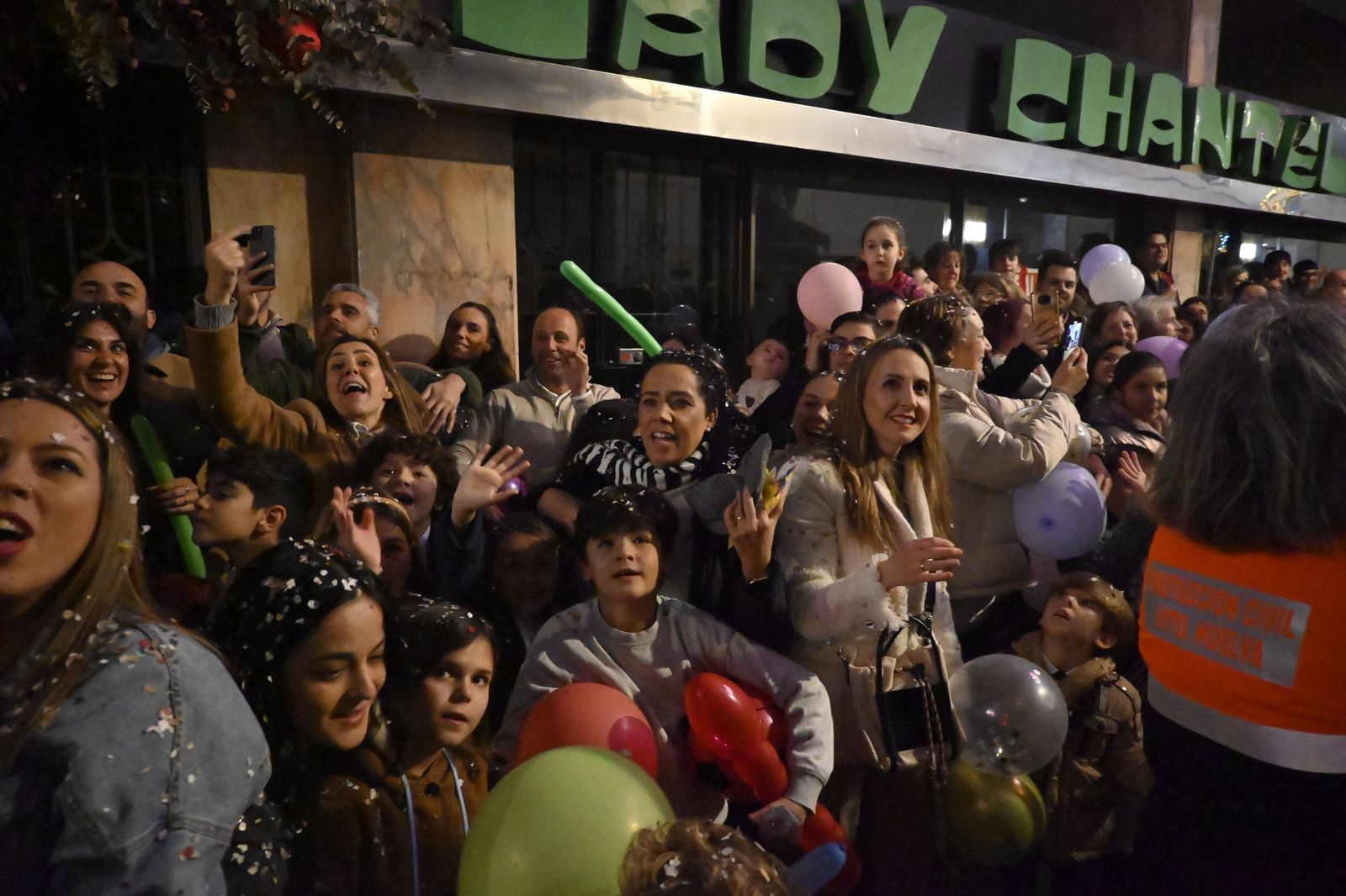 Las mejores fotografías de la llegada de los Reyes Magos a Huelva