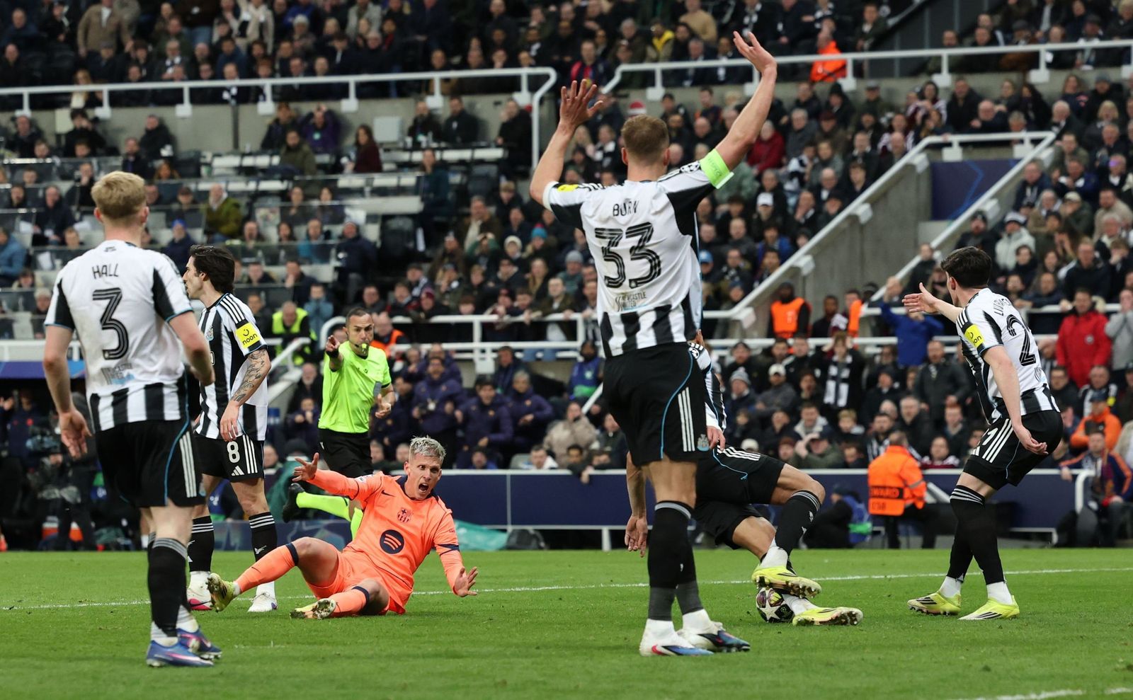 Las fotos del Newcastle-Barcelona