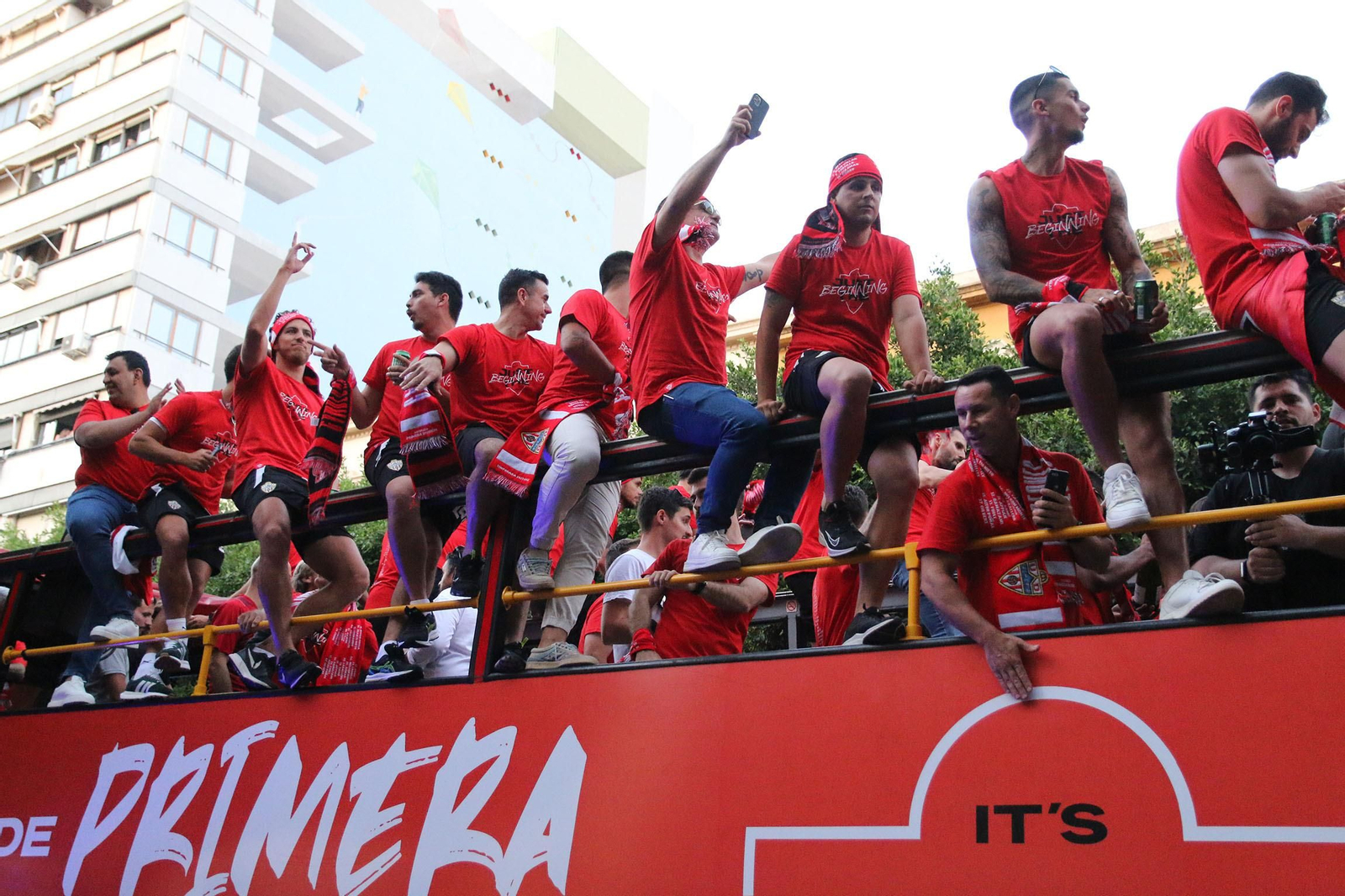 Las imágenes de la rúa de la UD Almería