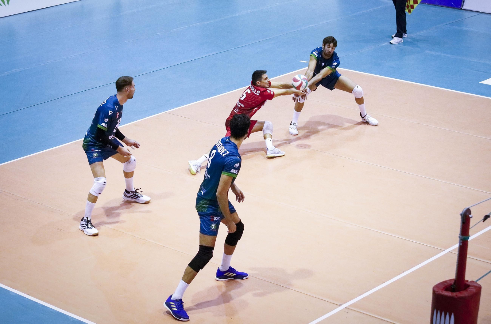 Unicaja Costa de Almería-Arenal Emeve de la Superliga, en imágenes