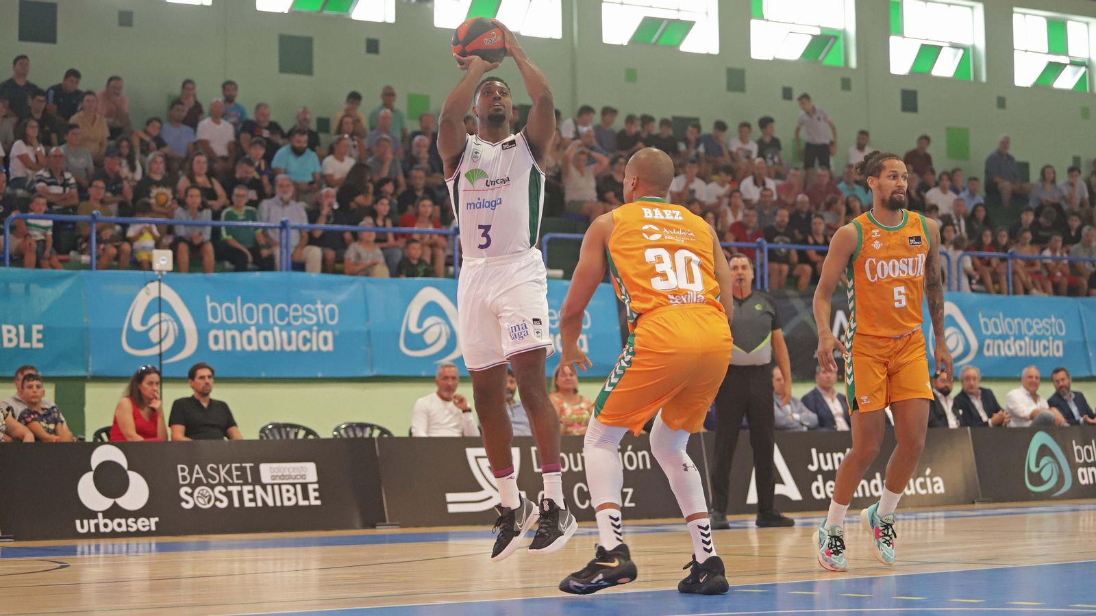Melvin Ejim, sus cuatro años y seis títulos en Málaga