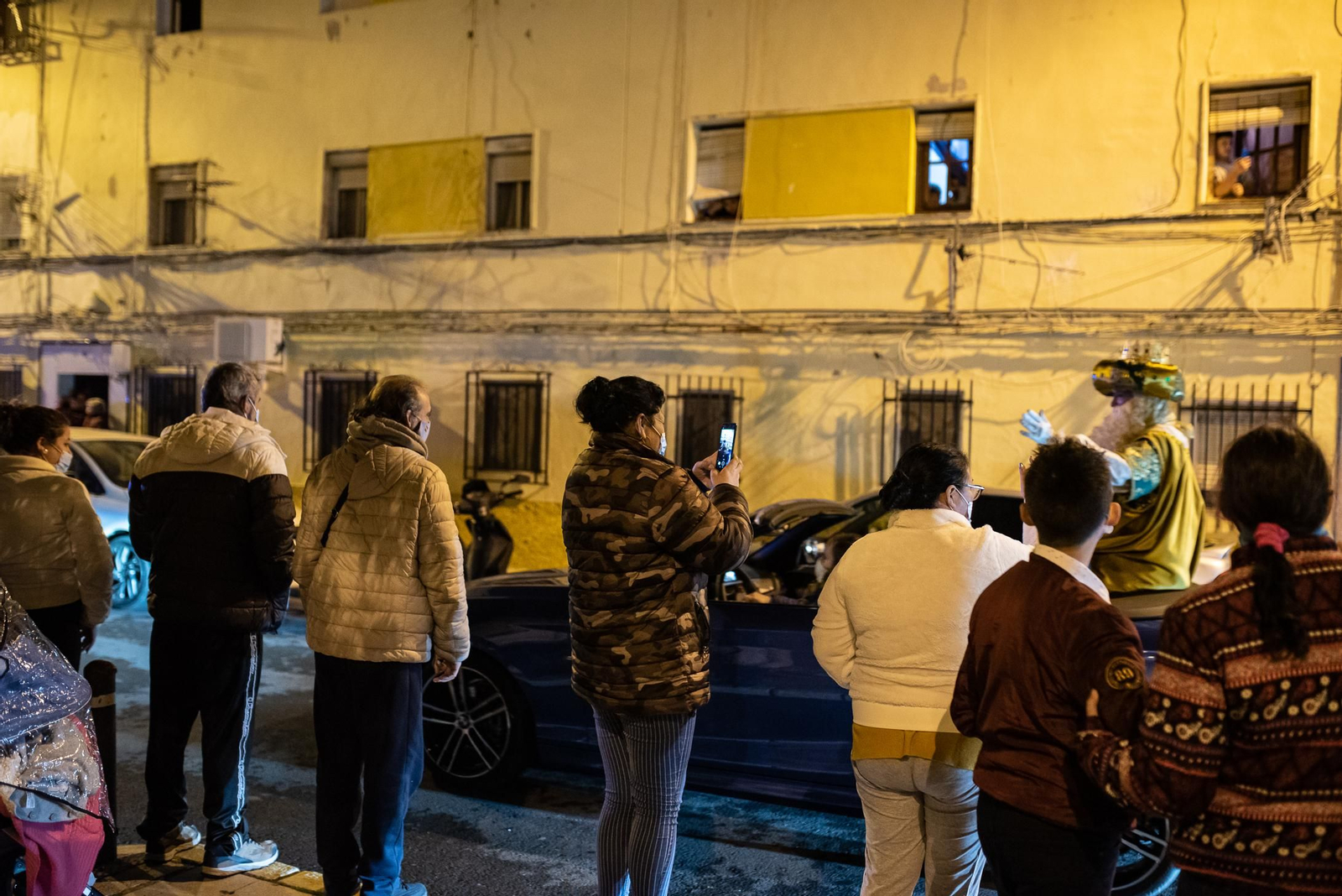 Imágenes de los Reyes Magos a su paso por Fererico Molina, Pérez Cubillas y Antonio Machado