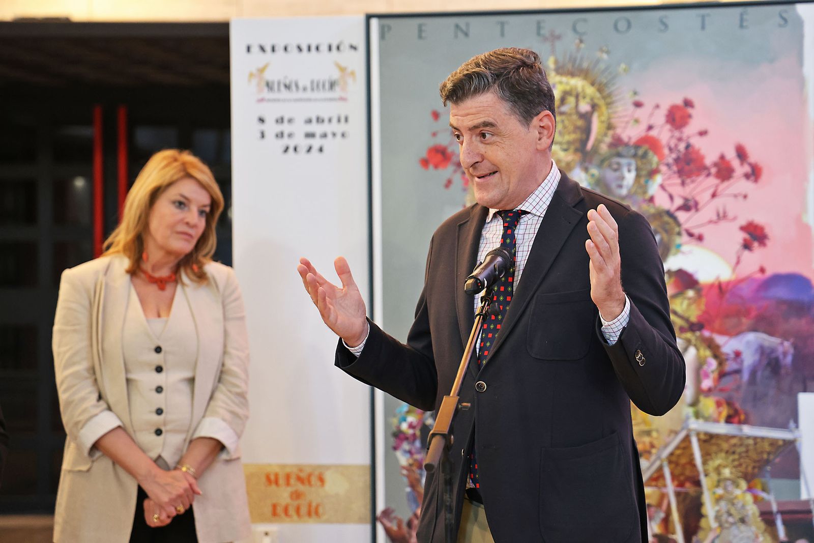 Imágenes de la inauguración de la exposición 'Sueños de Rocío. Carteles de Romería'.