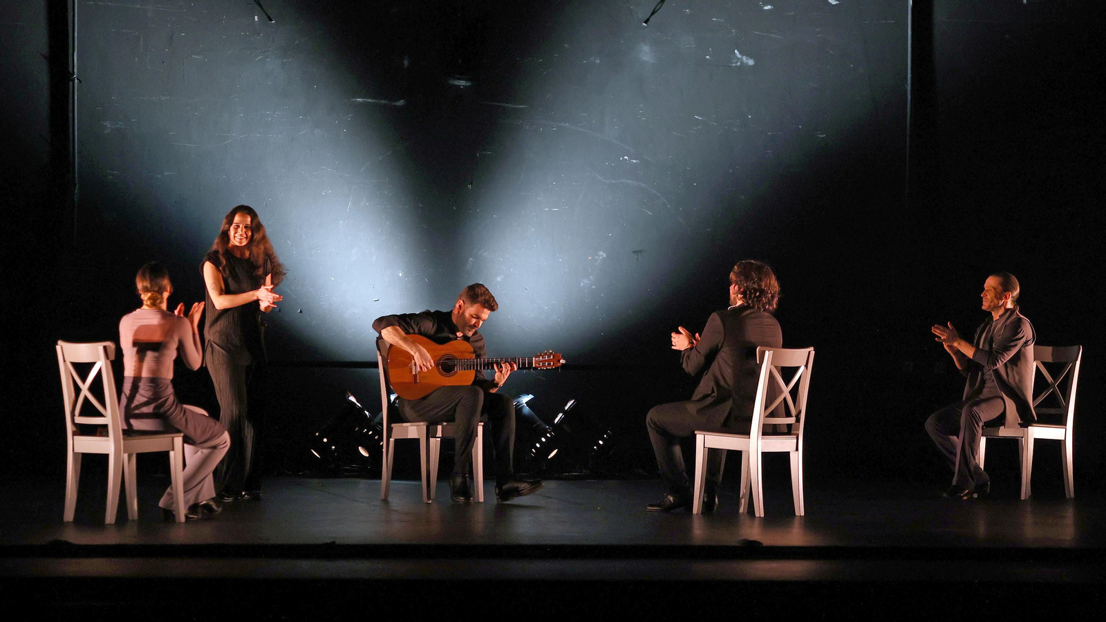 Alfonso Losa & Patricia Guerrero con 'Alter Ego' en el Teatro Villamarta para el Festival de Jerez