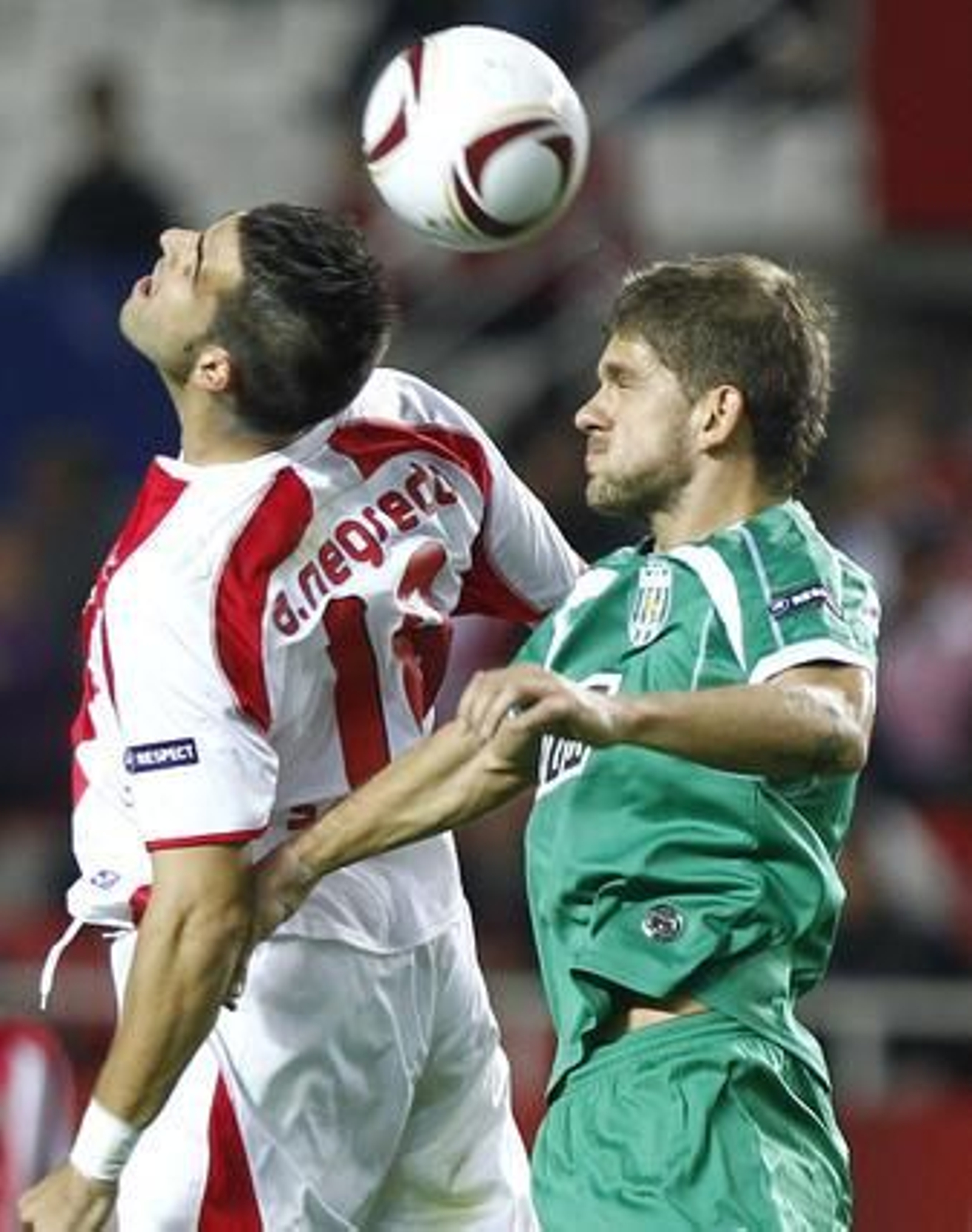 El Sevilla golea al Karpaty (4-0) en el Sánchez Pizjuán. / Antonio Pizarro