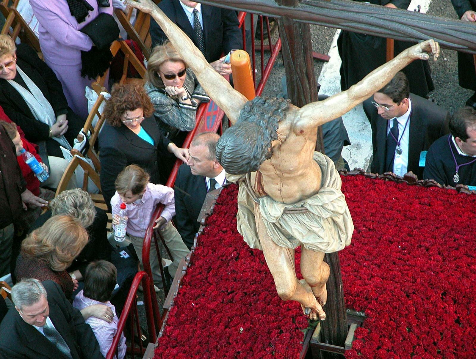 Las mejores imágenes del Santo Entierro Grande de 2004