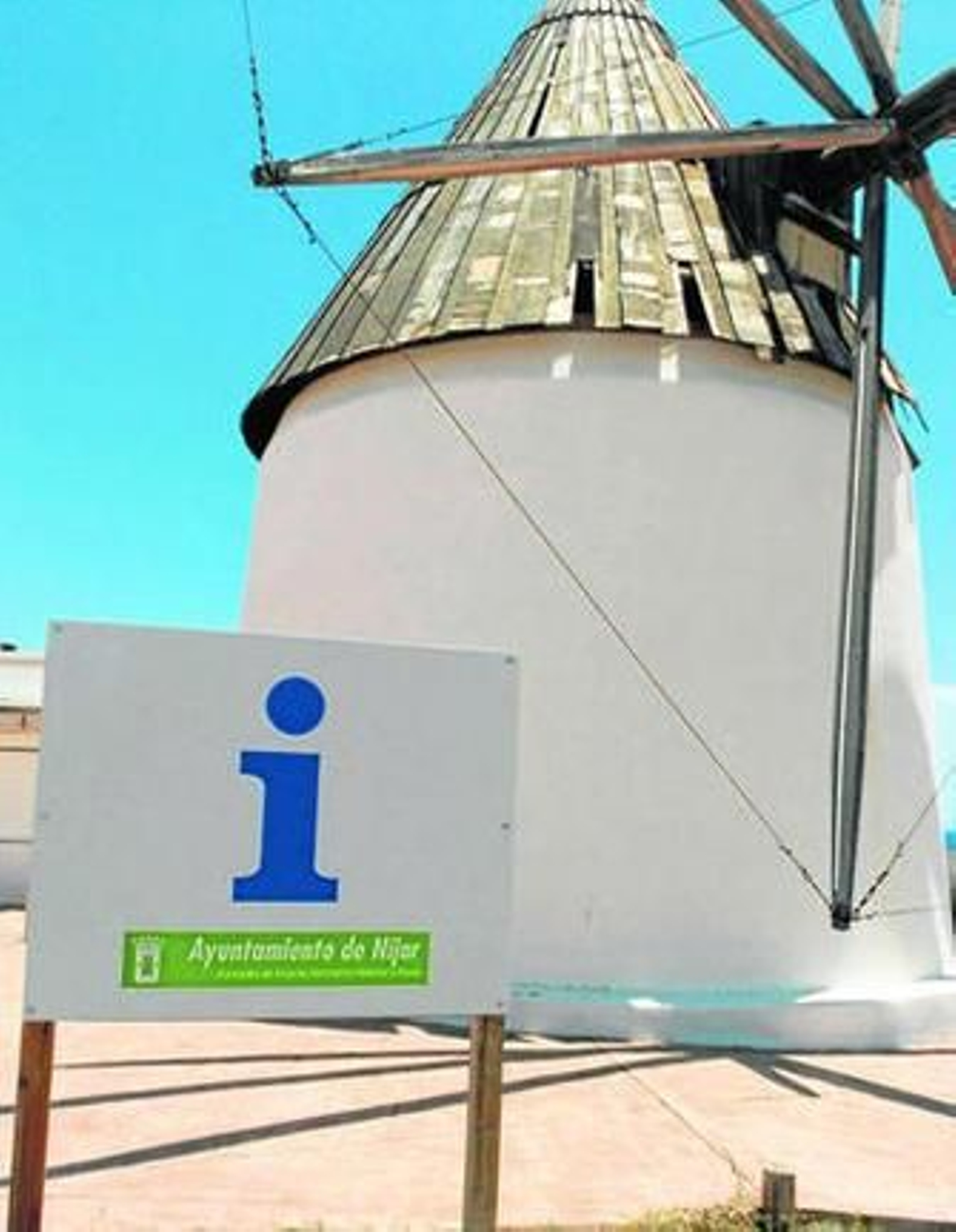 El Molino de las Negras acoge este verano el punto de información.