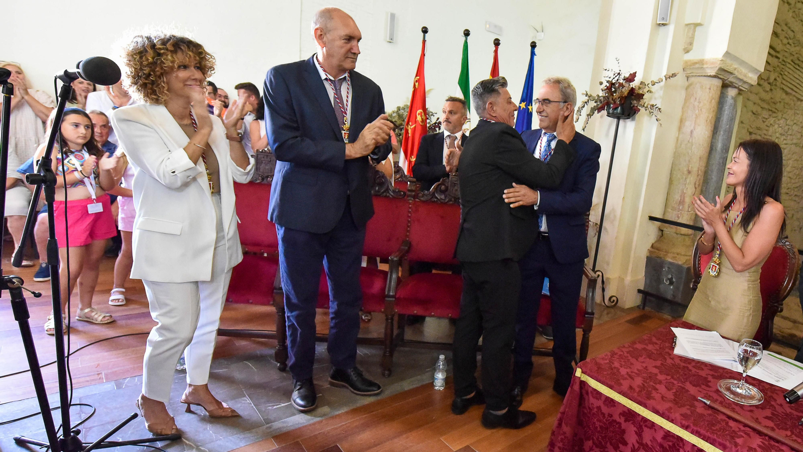 La investidura de Jóse Antonio Santos como Alcade de Tarifa, en imágenes