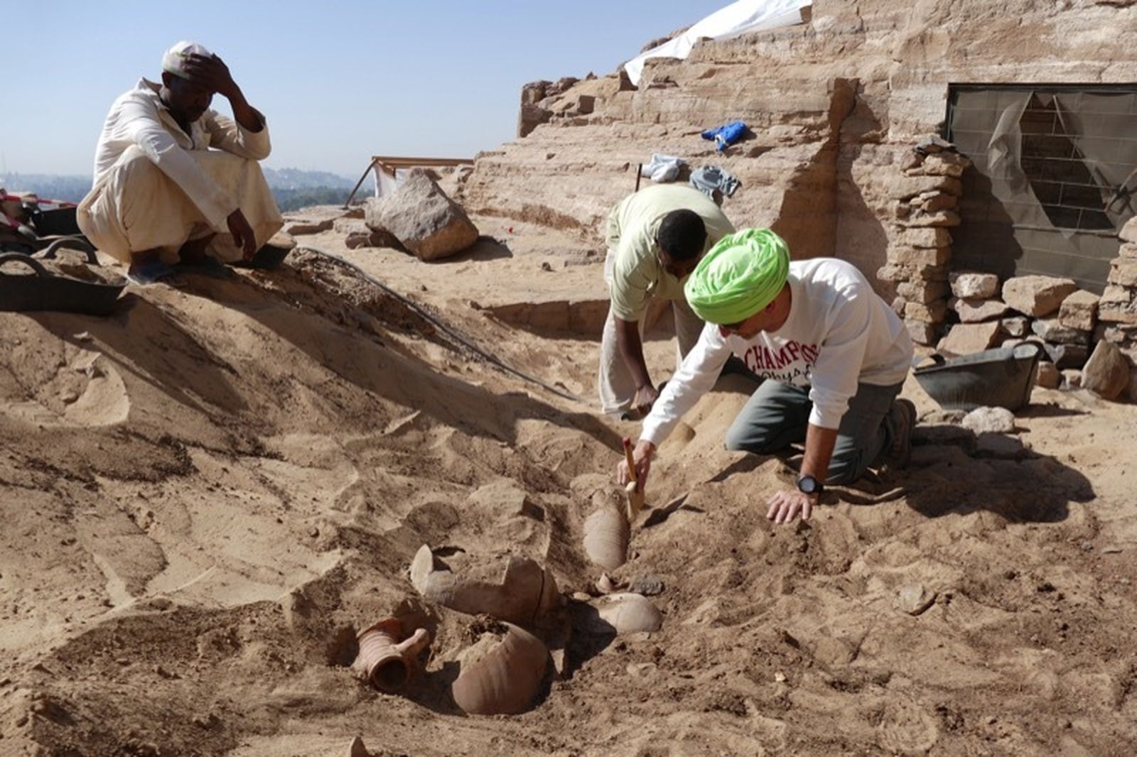 Imágenes de la última campaña del equipo liderado por Alejandro Jiménez en la necrópolis de Qubbet el-Hawa.