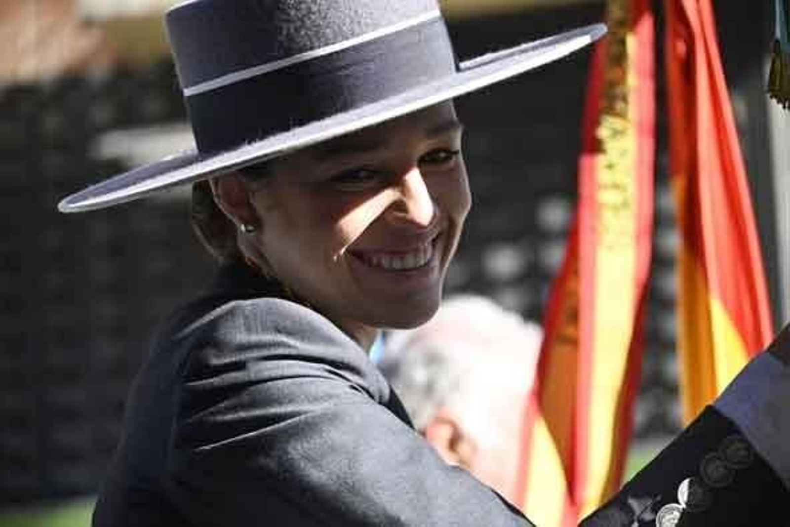 Las mejores imágenes de los peregrinos en la salida de Emigrantes