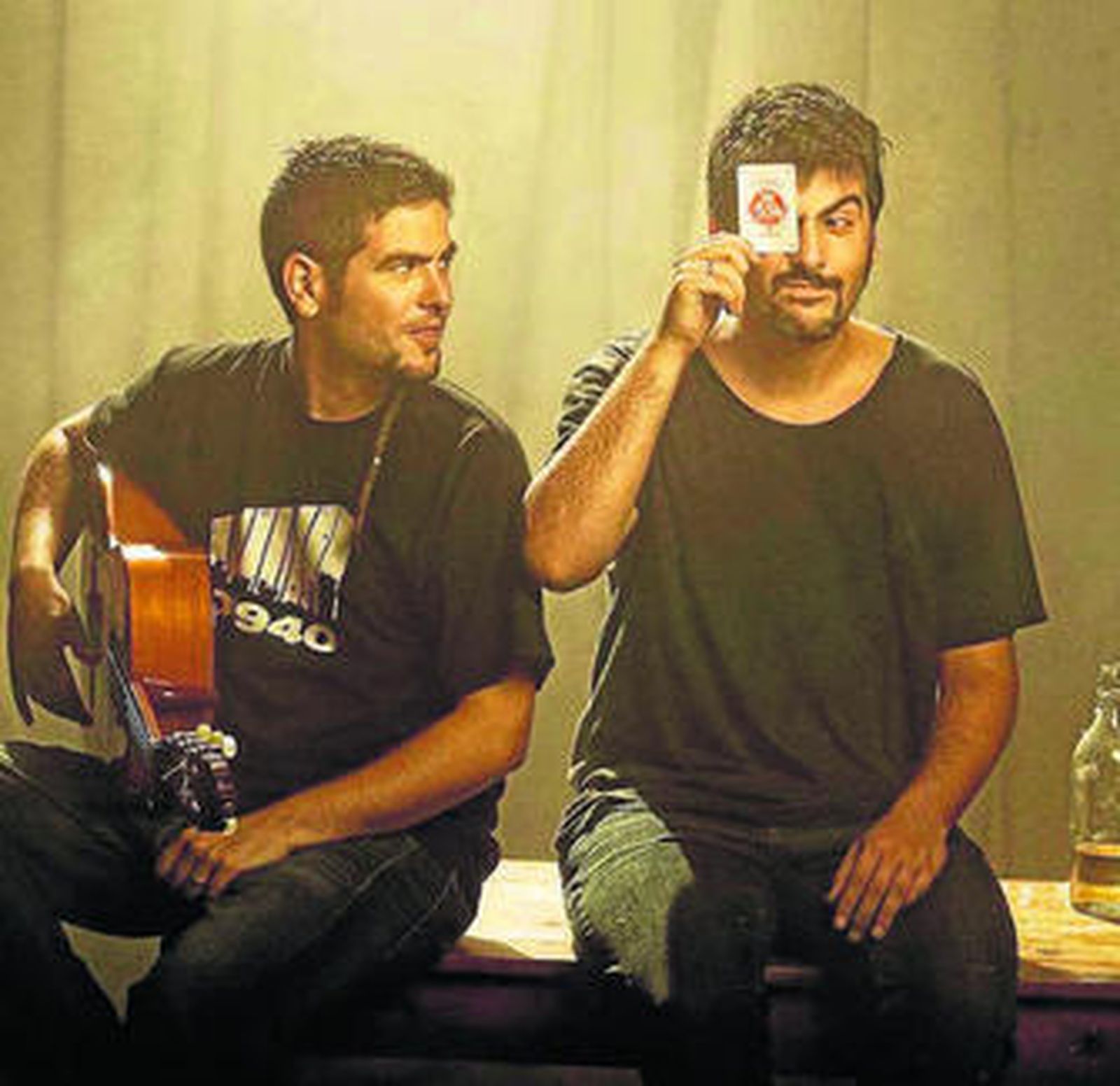 Los hermanos Muñoz presentan sus nuevas canciones, más 2.0.