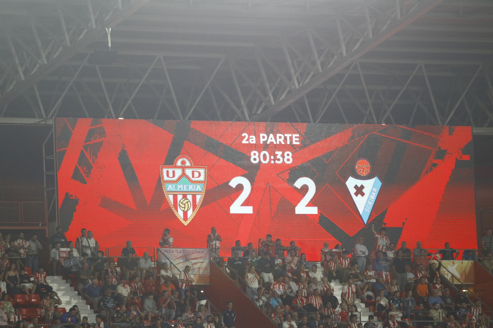 Las imágenes del partido de fútbol U.D. Almería-S.D. Eibar