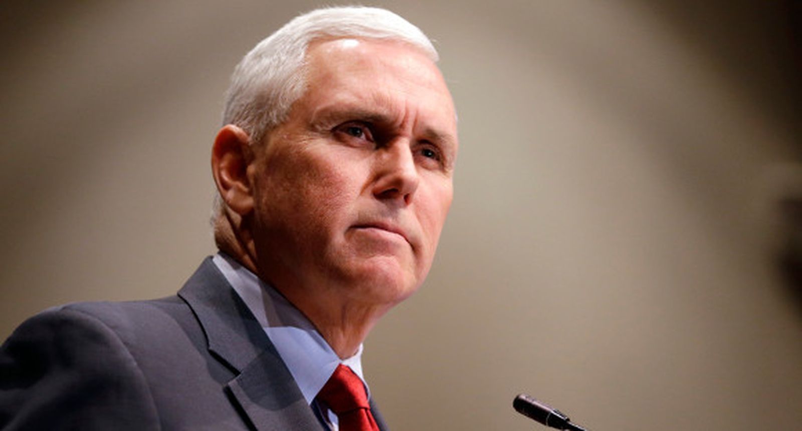 Trump confirma que el gobernador de Indiana será candidato a vicepresidente