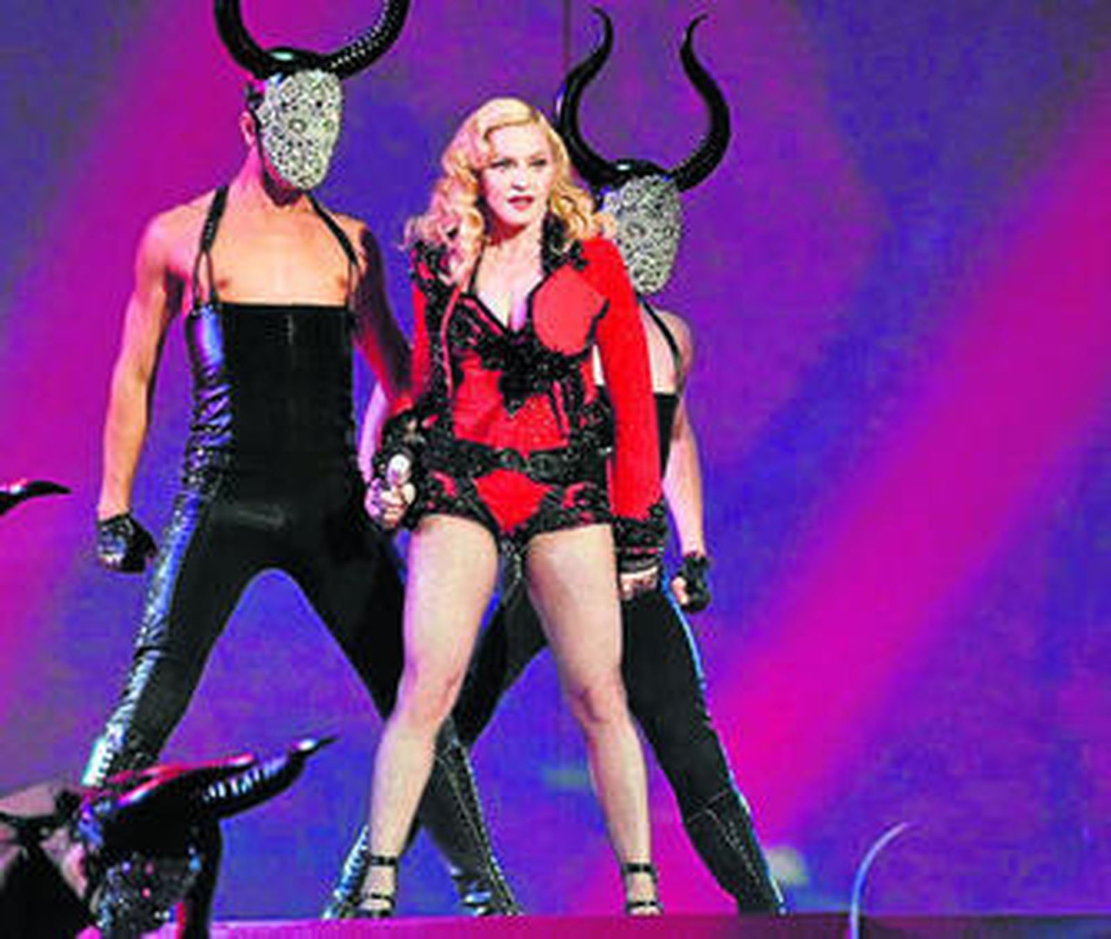 La cantante, en un momento de su actuación en la última gala de los Grammy.