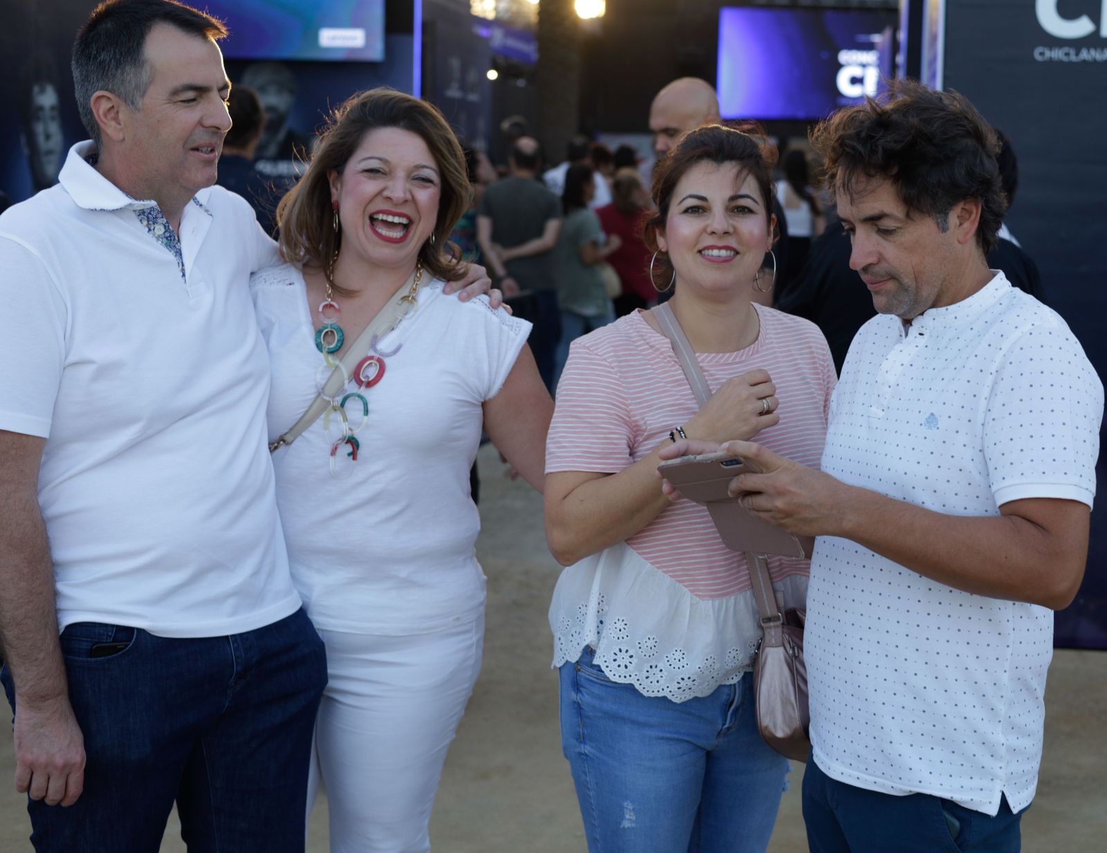 Búscate en el concierto de Juan Luis Guerra en el Concert Music Festival