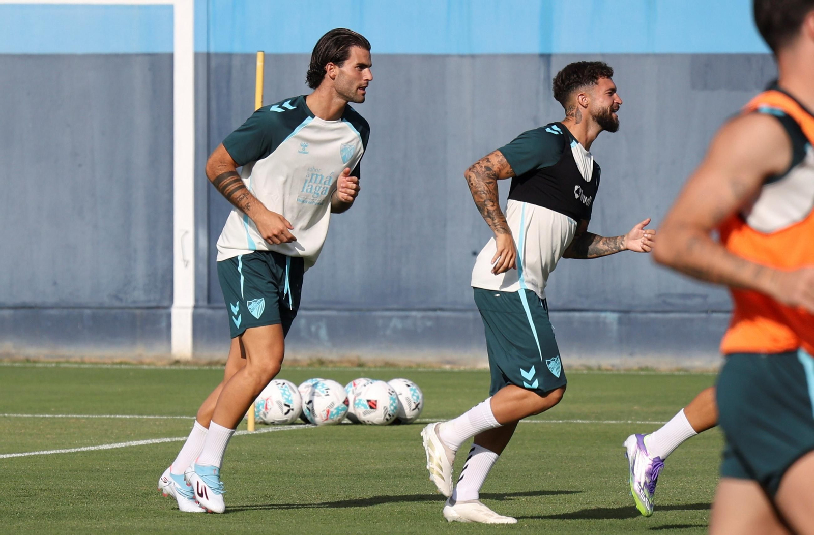 Eneko Jauregi se ejercita en su primer día como jugador del Málaga CF