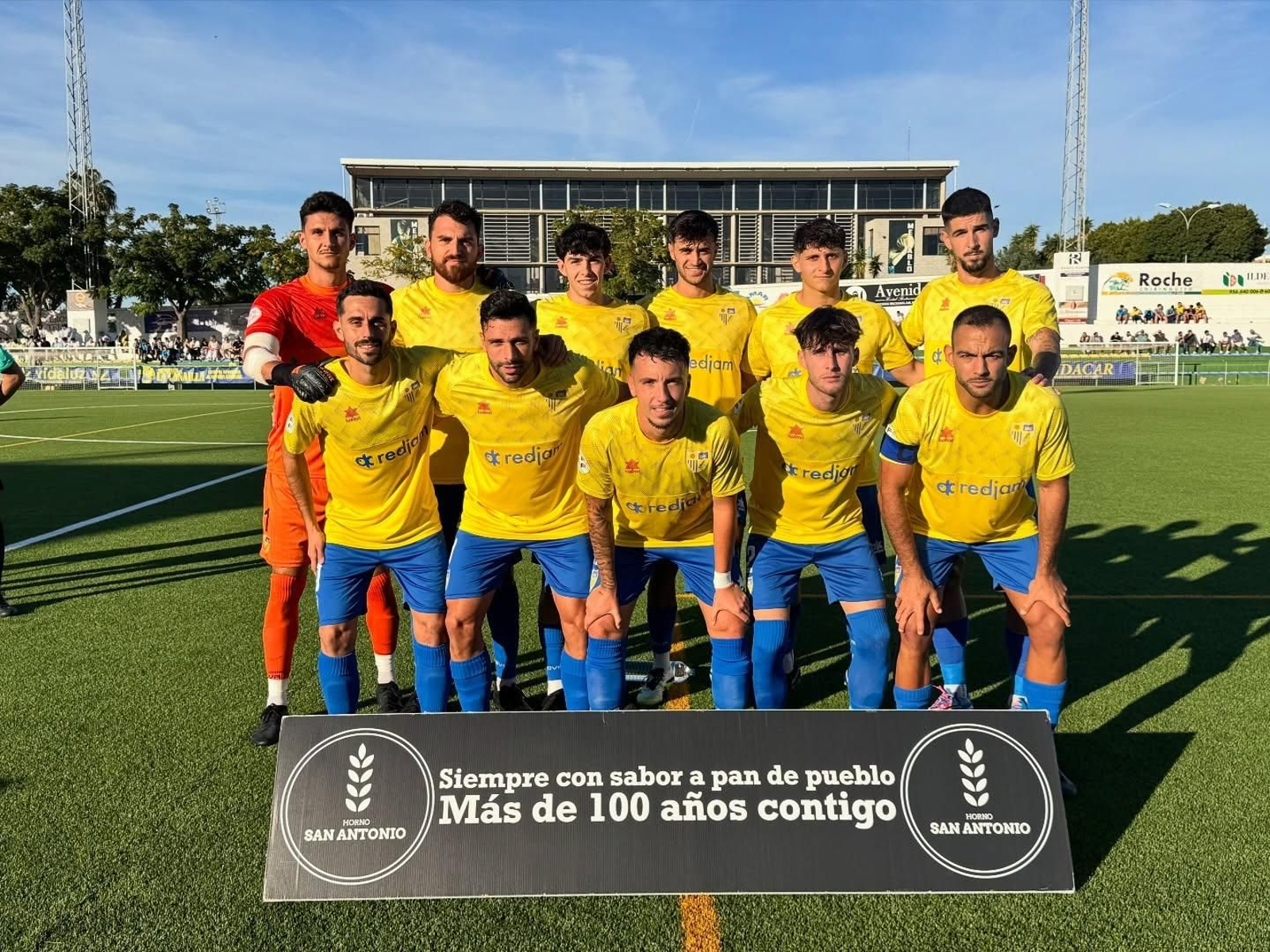 Formación inicial de los conileños.