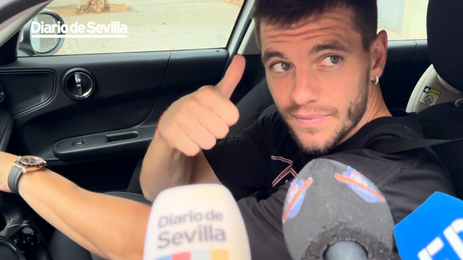 Lo Celso a la salida del entrenamiento