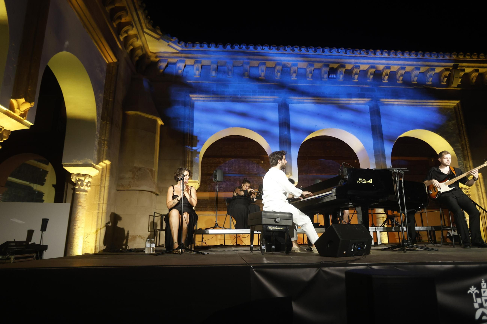 Las mejores imágenes de la Noche Blanca del Flamenco de Córdoba