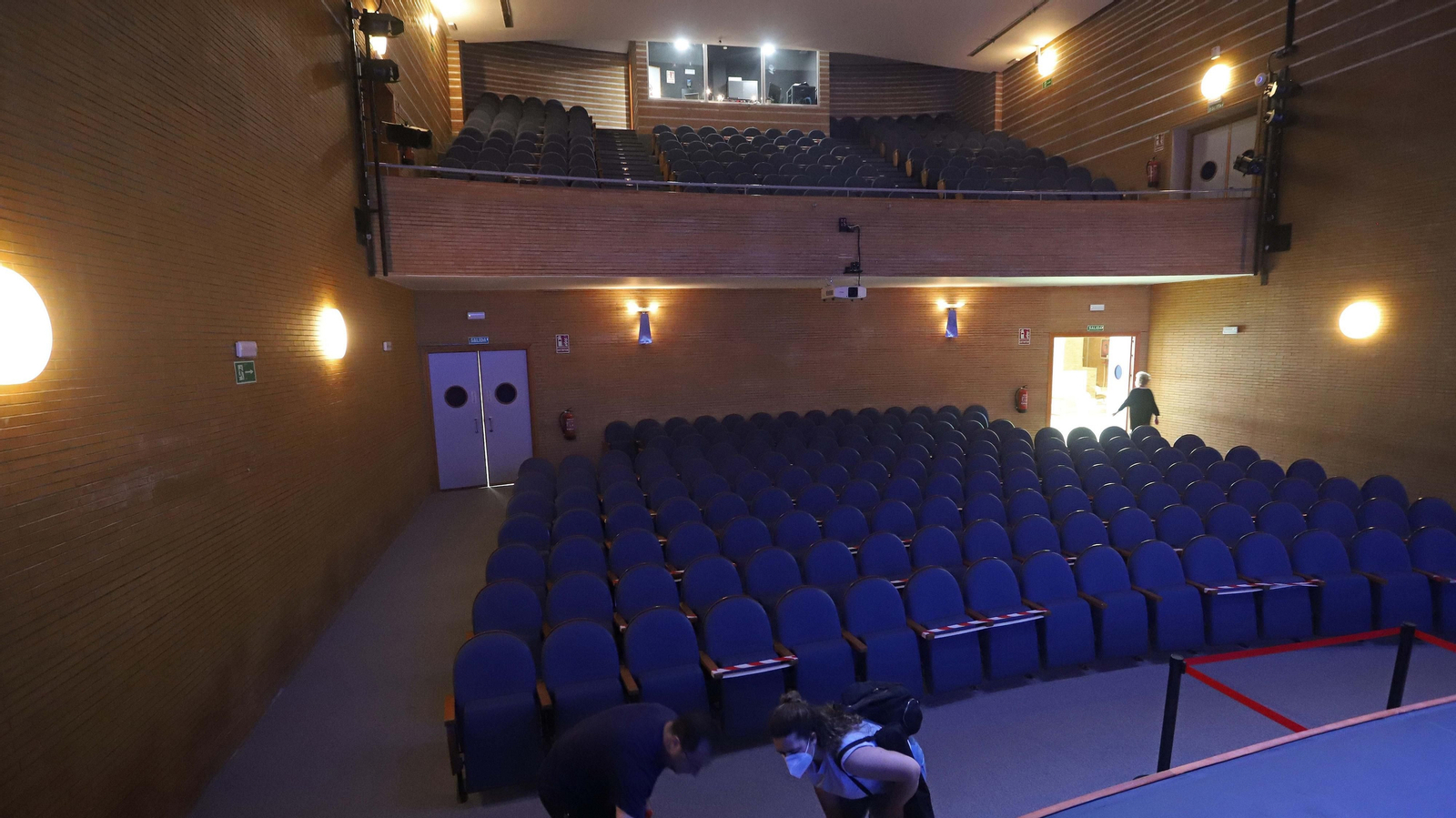 Fotos del teatro La Velada en La Línea