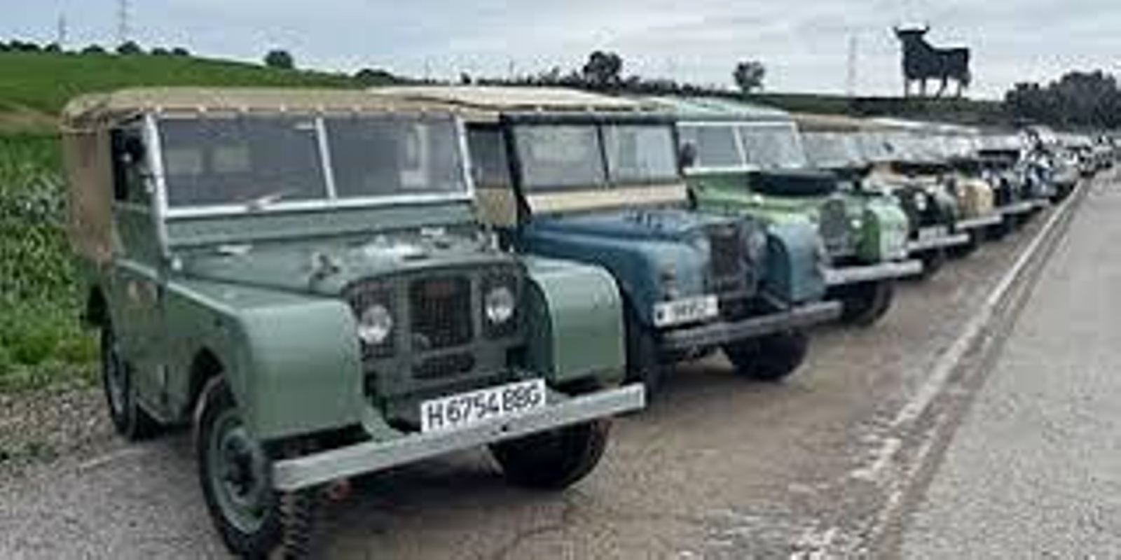 Vehículos Land Rover, en una competición anterior en El Puerto.