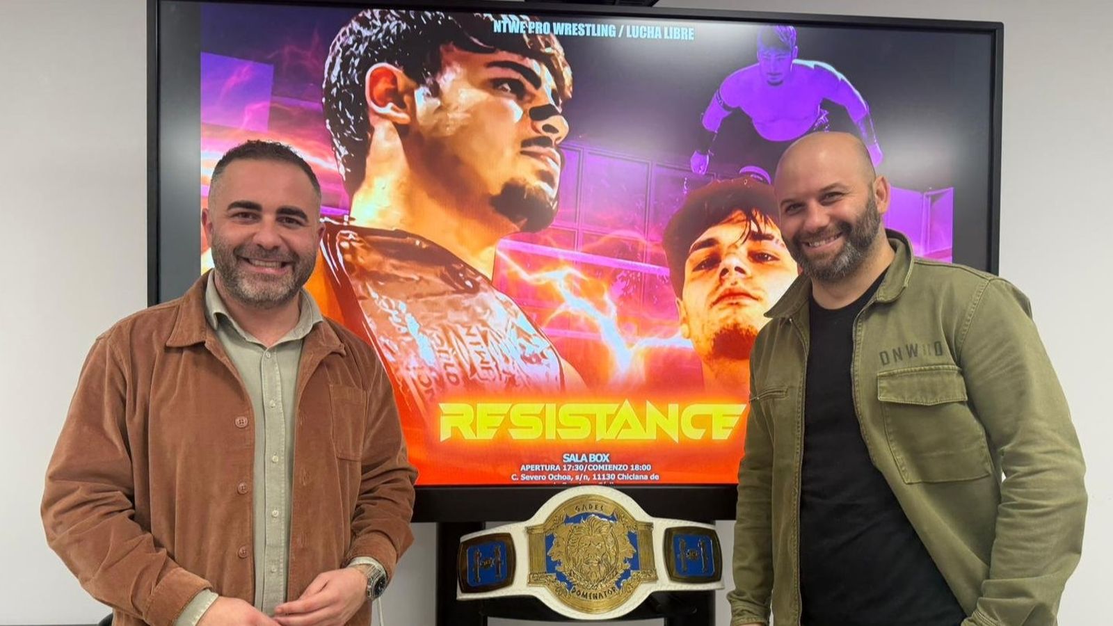 Presentación del espectáculo de lucha libre en Chiclana