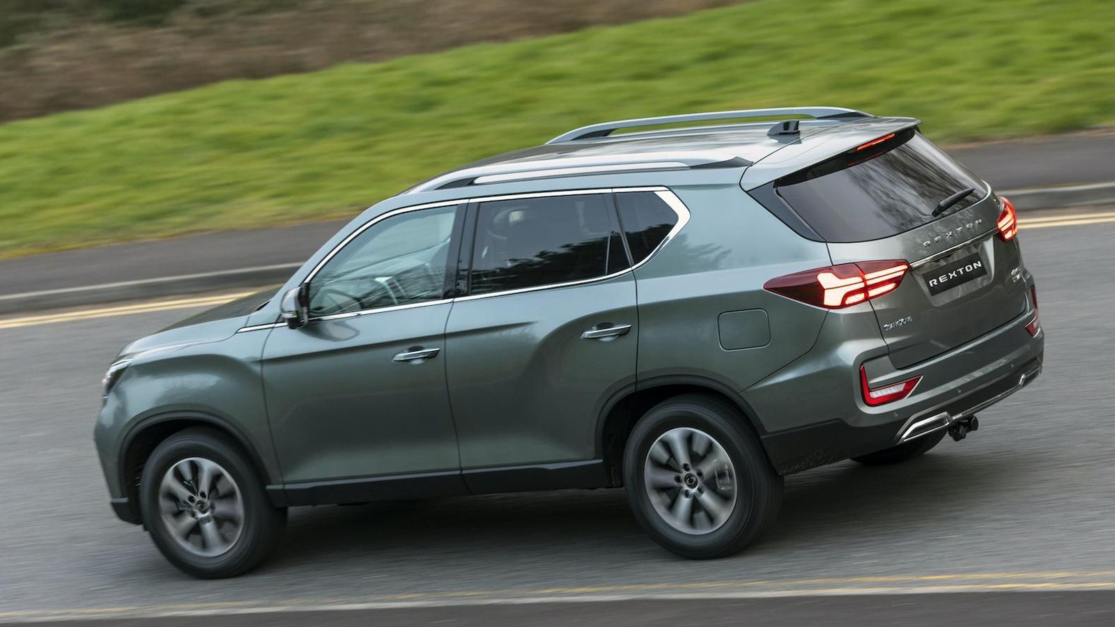 El Rexton puede remolcar hasta 3,5 toneladas gracias a su chasis de escalera.