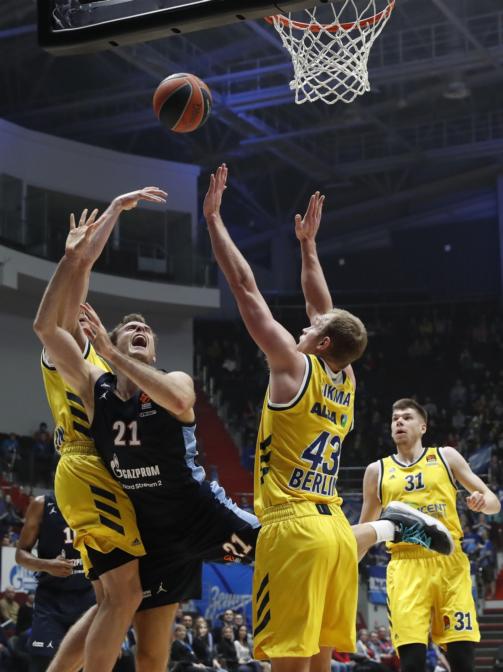 Las fotos de la carrera de Tim Abromaitis, fichaje del Unicaja
