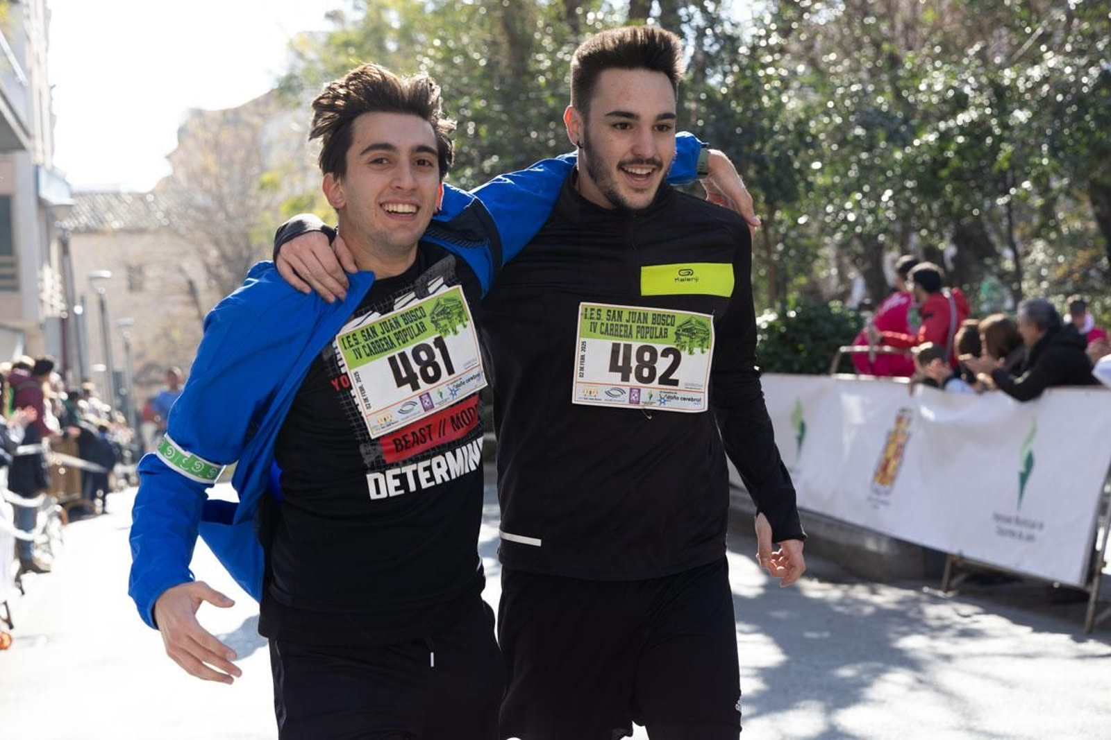 Deporte y solidaridad se unen en la IV Carrera Popular IES San Juan Bosco, en imágenes