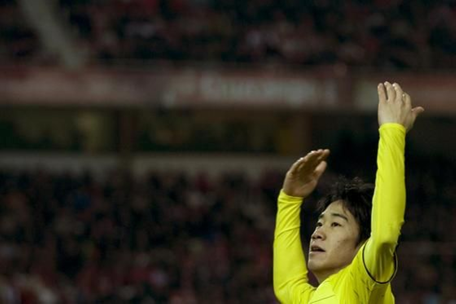 El Sevilla pasa a la siguiente ronda de la Liga Europa tras empatar 2-2 con el Borussia Dortmund. / AFP