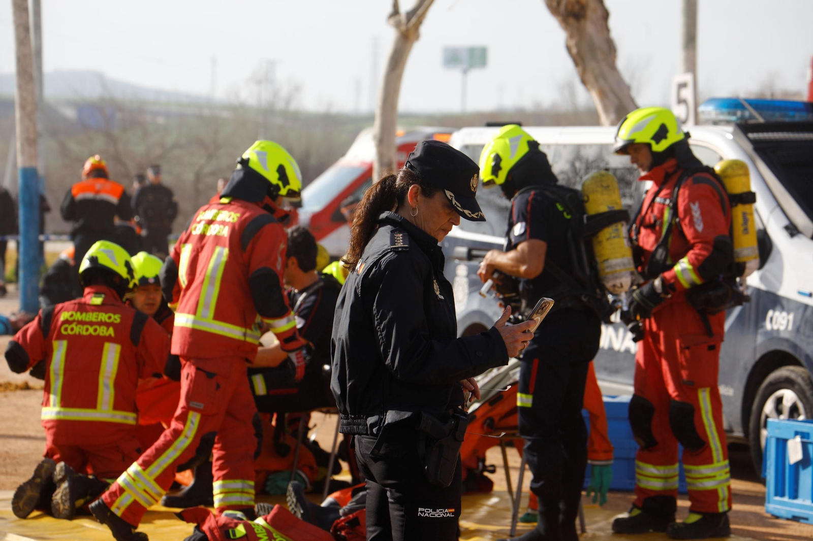 El simulacro de actuación ante una explosión en la Feria de Córdoba, en imágenes
