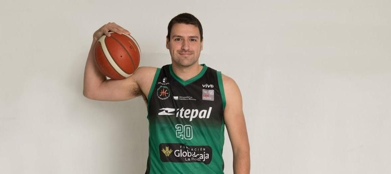 Paco del Águila, durante su etapa en su anterior equipo.