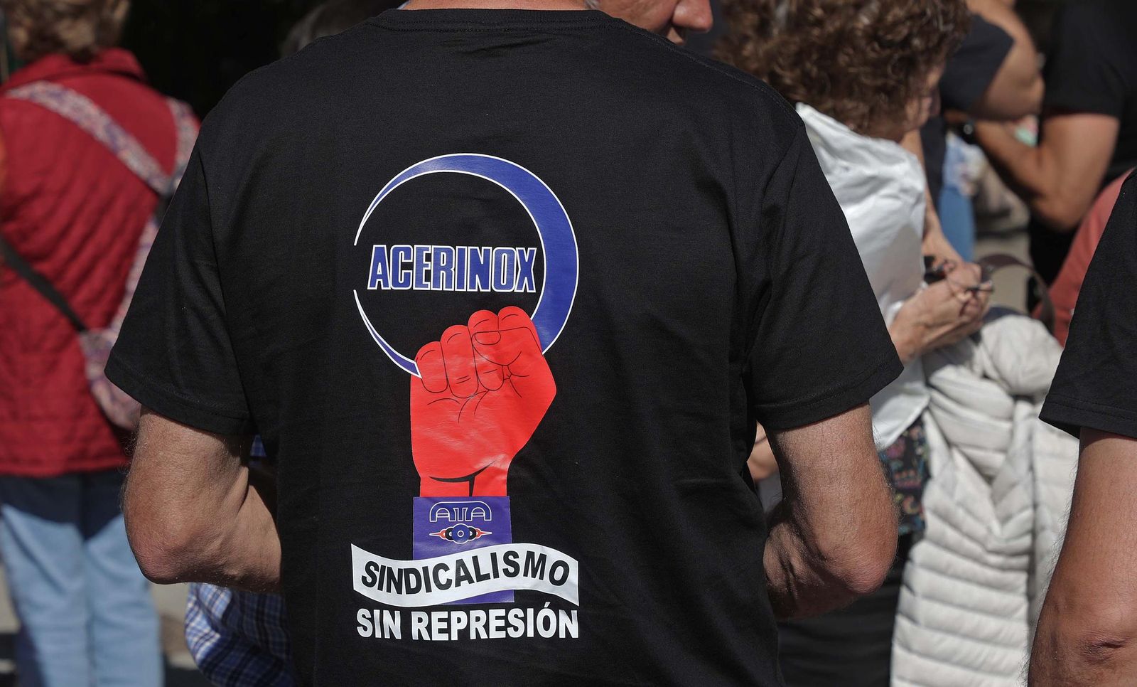 Fotos de la manifestación de apoyo a los siete sindicalistas de ATA y CGT por la huelga de Acerinox