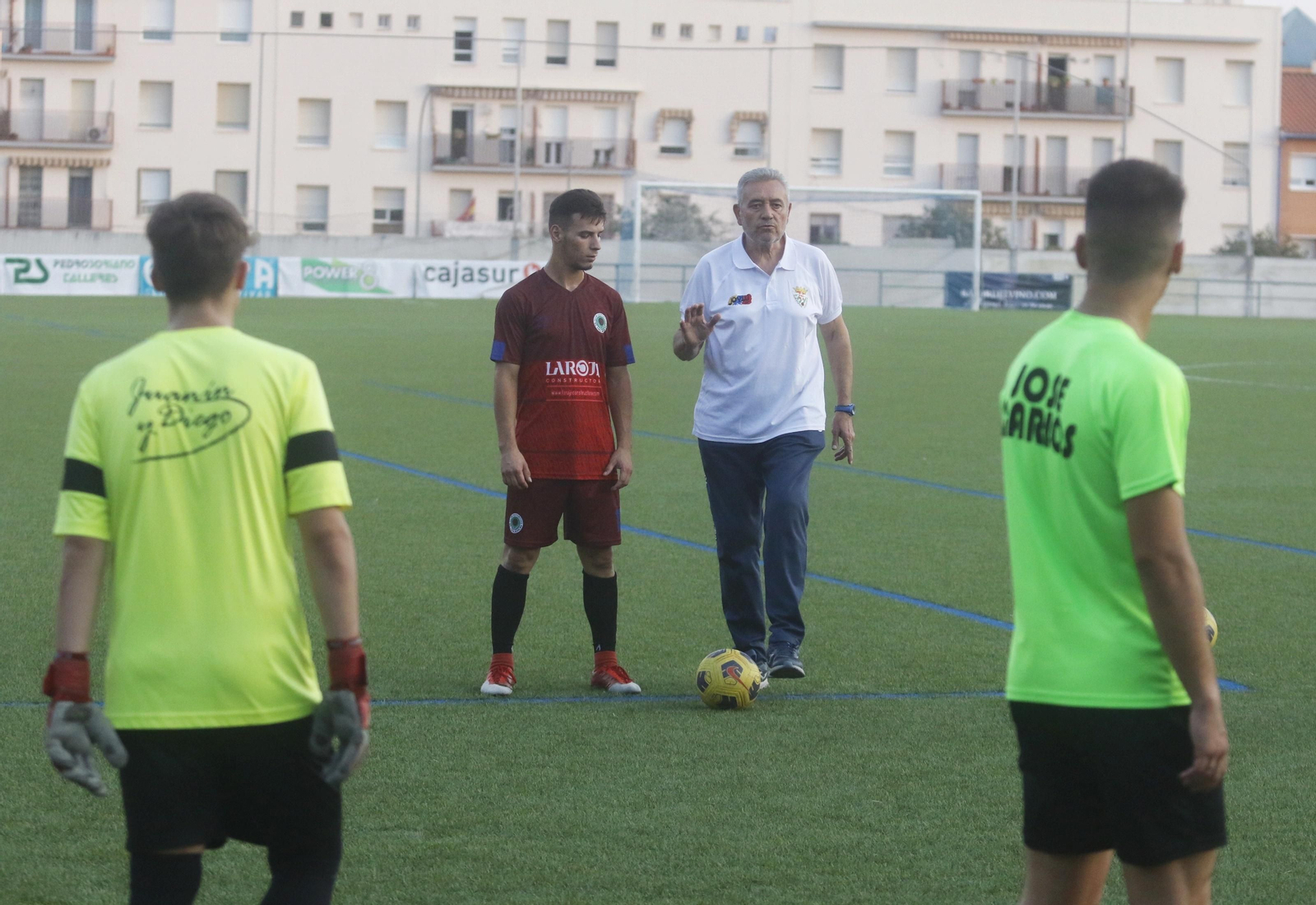 Pepe Escalante, durante un entrenamiento del Atlético Cordobés.