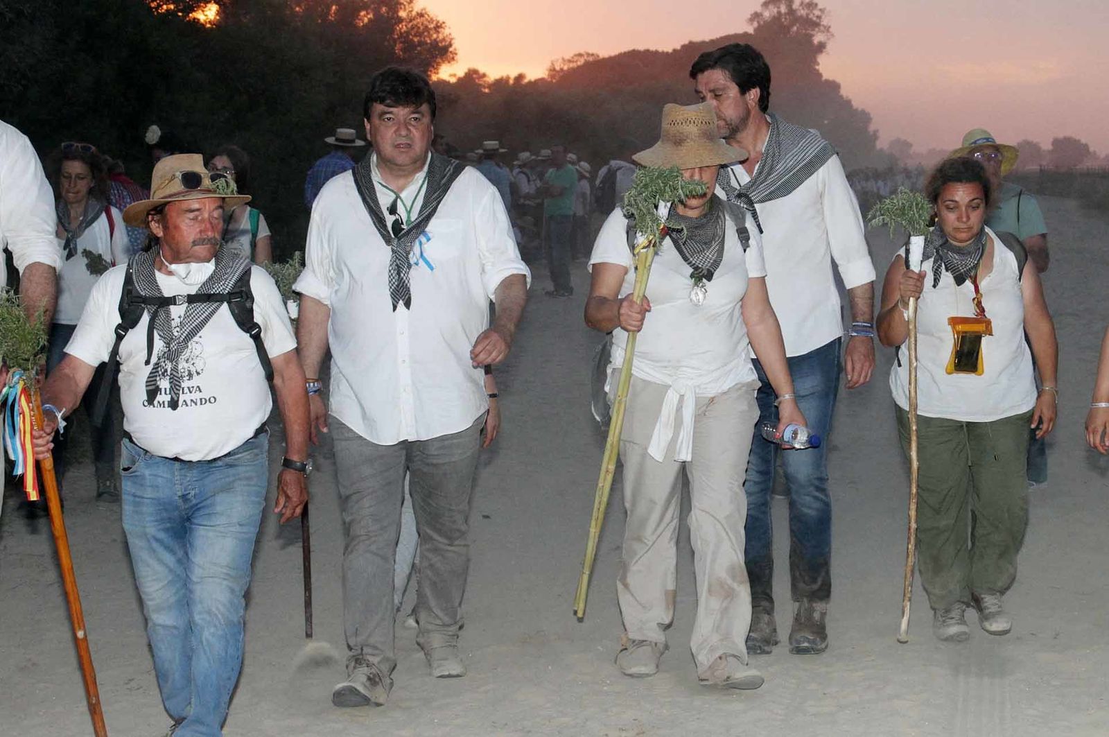 Imágenes de la llegada de la Hermandad del Rocío de Huelva a la aldea
