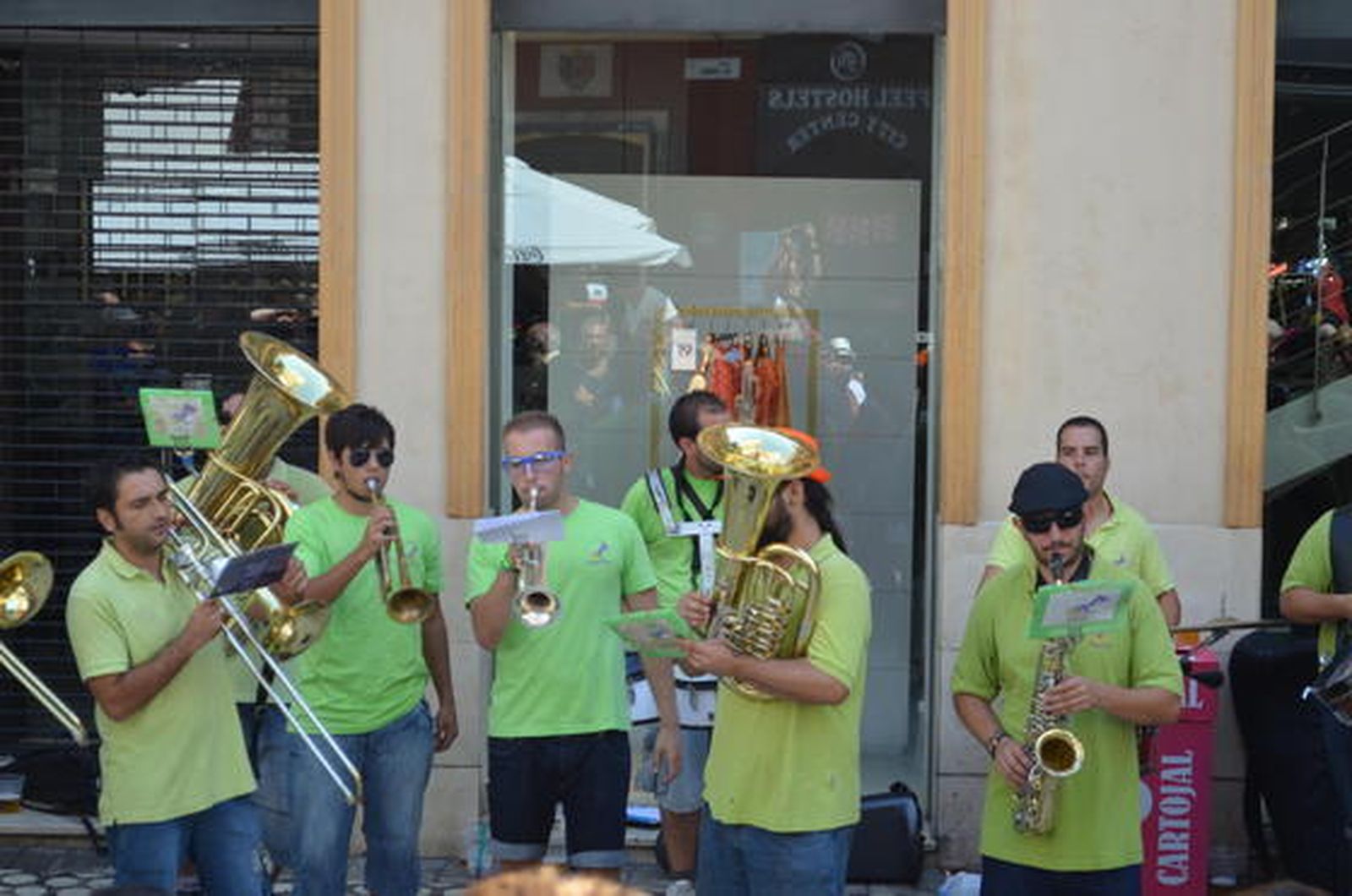 Jolgorio en el Real y en el centro

Foto: Marta González / Javier Albiñana