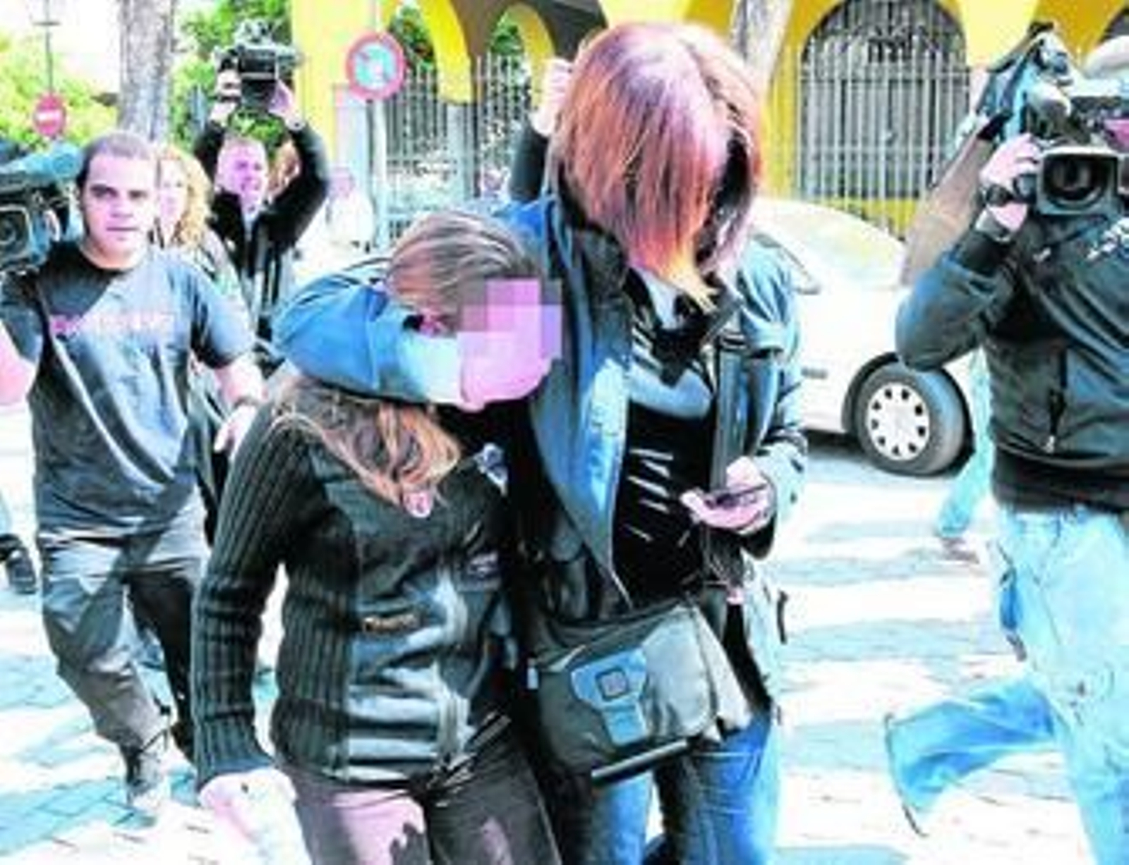 La ex novia de Miguel Carcaño tras declarar en el juzgado, en una imagen de archivo.