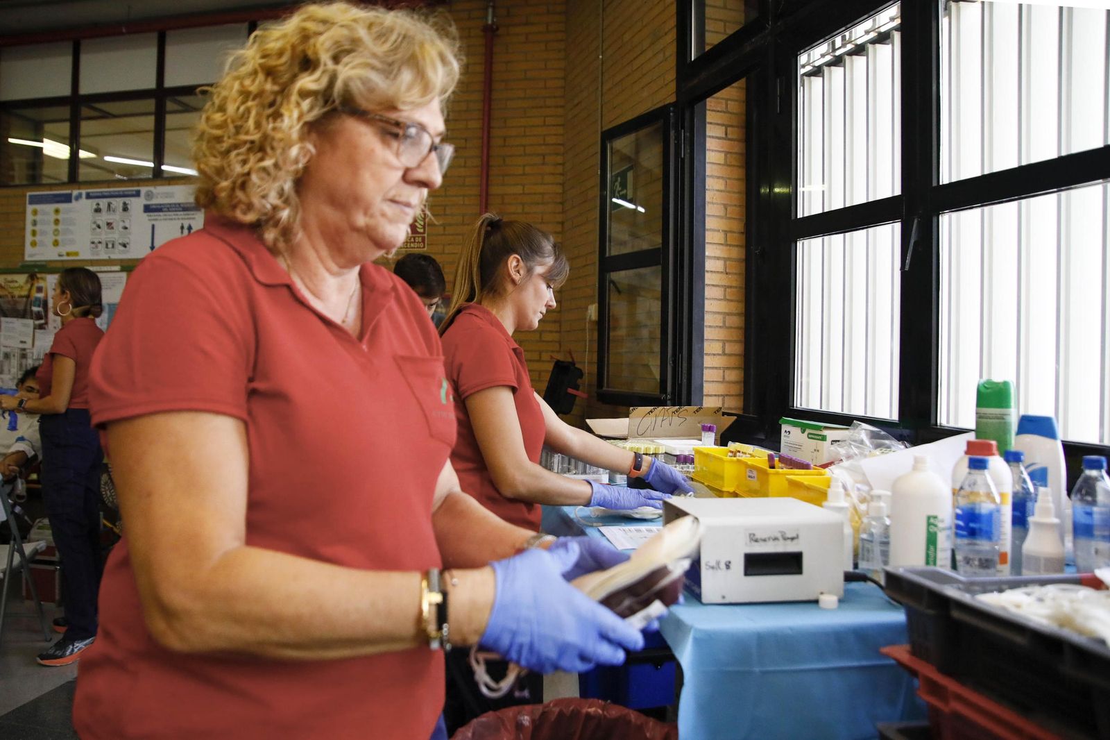 La colecta de sangre y plasma en la Universidad de Almería, en imágenes