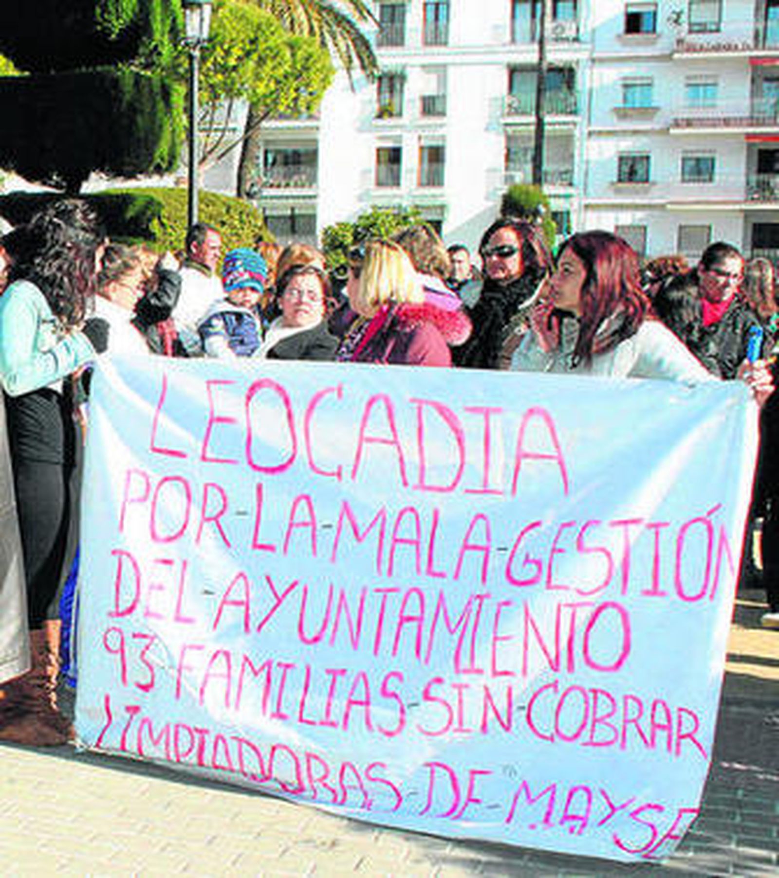 Una imagen de la protesta celebrada ayer en la Plaza del Polvorista.