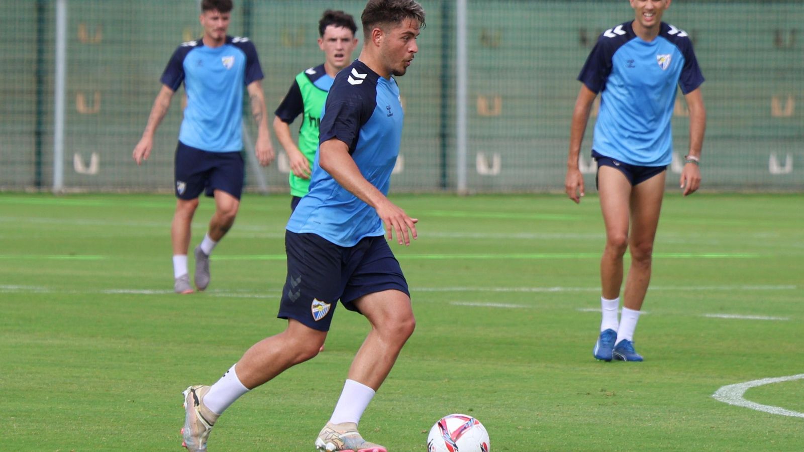 El Málaga CF prueba la Ciudad Deportiva de Arraijanal