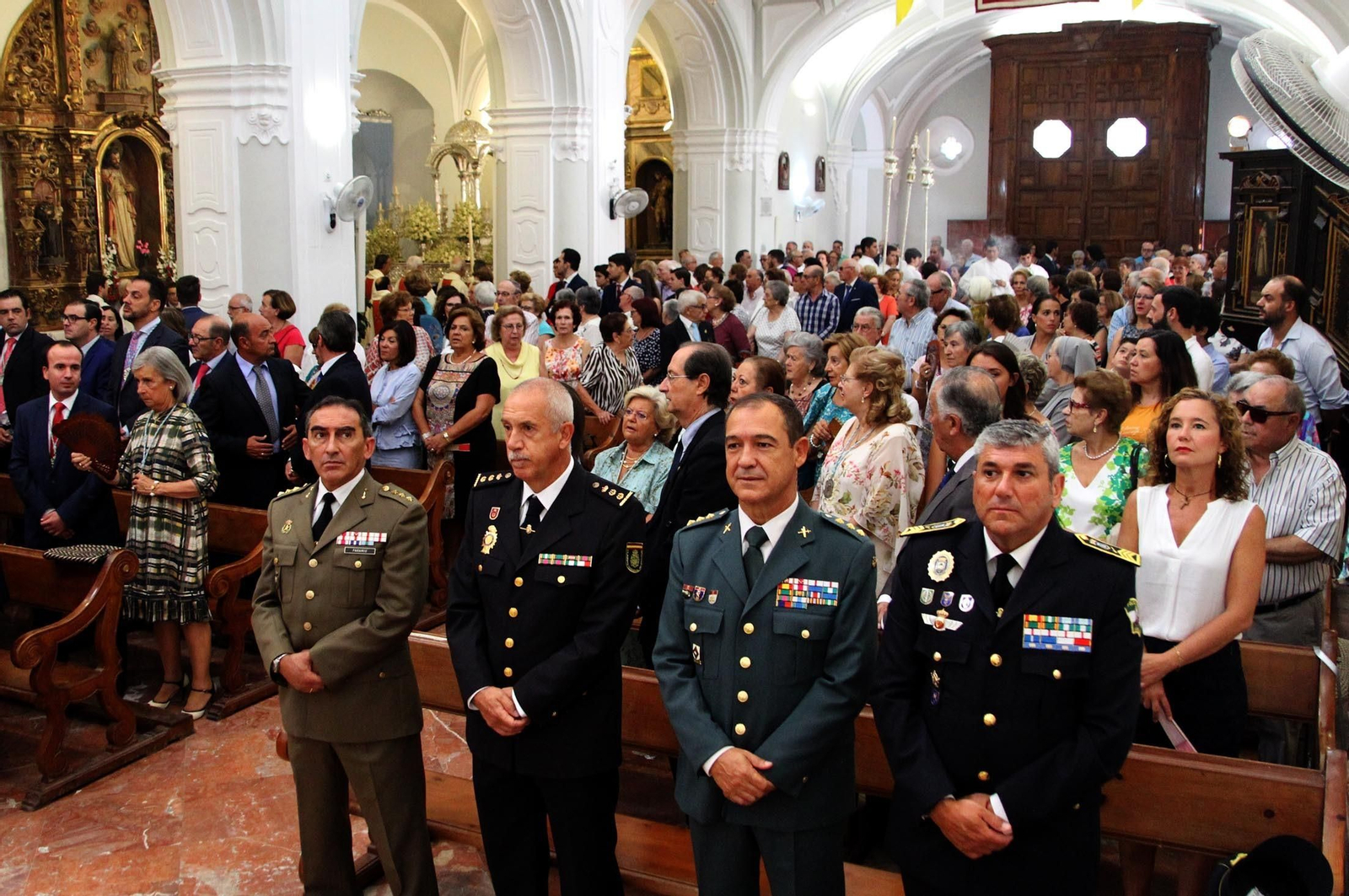 Misa ante la Virgen de La Cinta presidida por el obispo de Huelva, José Vilaplana, en la Catedral