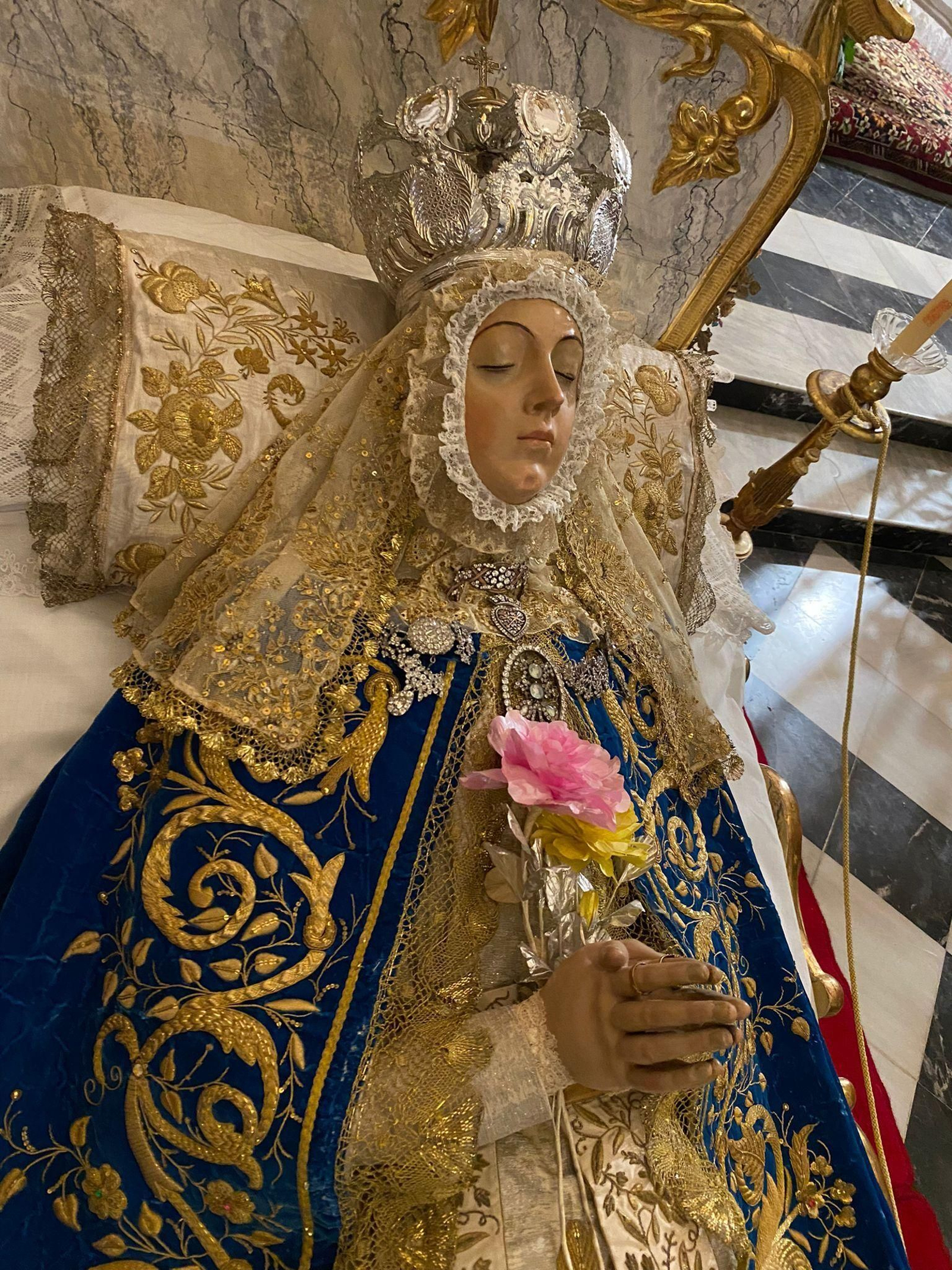 La imagen se atribuye al escultor José Montes de Oca