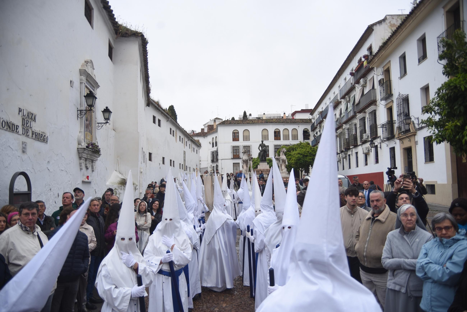 La procesión del Resucitado de Córdoba, en imágenes
