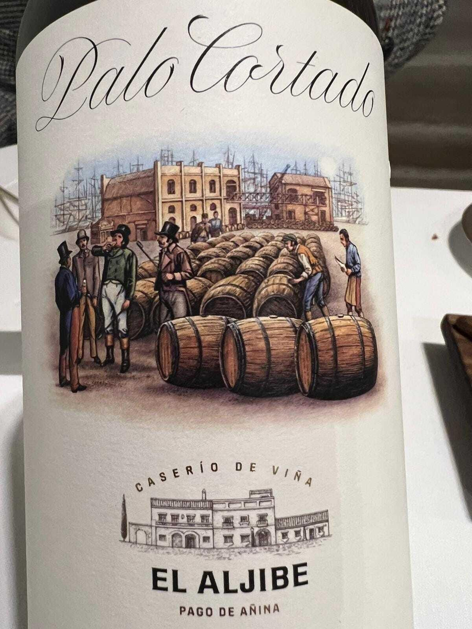 Bodegas Poniente actualiza el estilo clásico con Xavier Bas  Disseny.