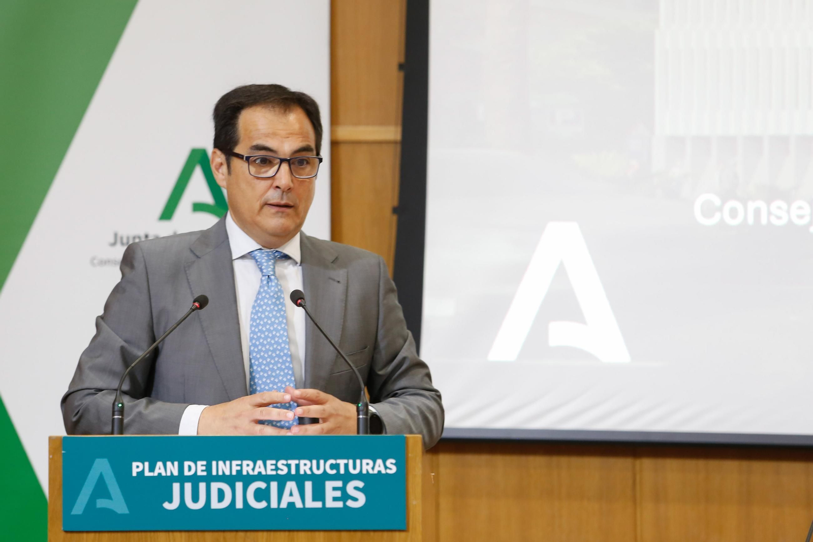 José Antonio Nieto presenta avances de la Ciudad de la Justicia de Algeciras, en imágenes