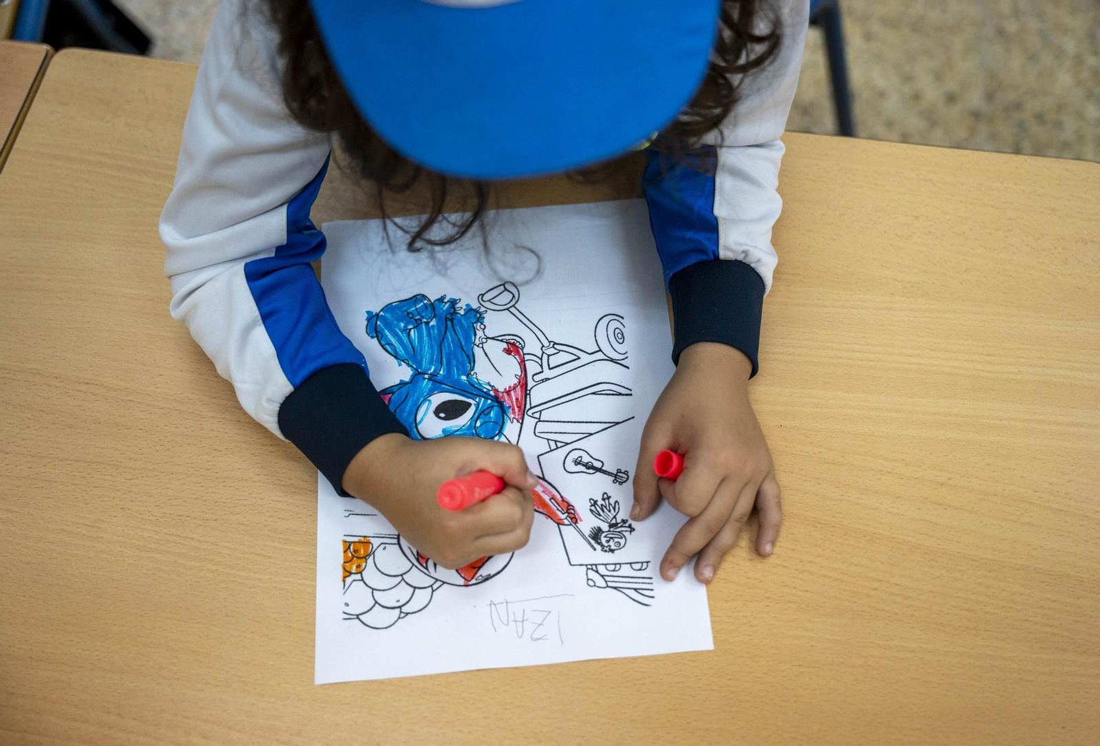 Primer día de colegio en el CEIP San Valentín de Almería, en imágenes